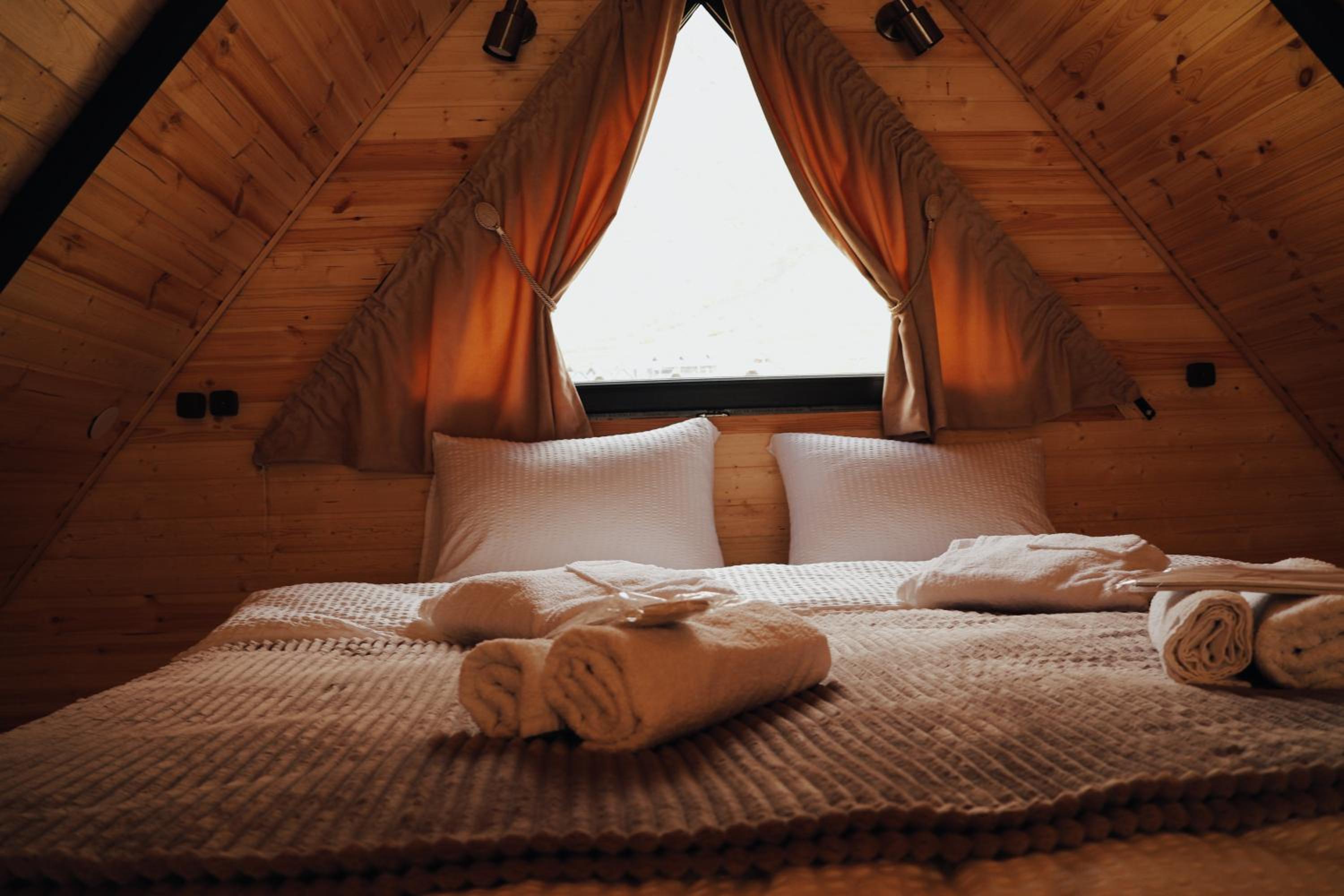 Outdoor Cottages Kazbegi