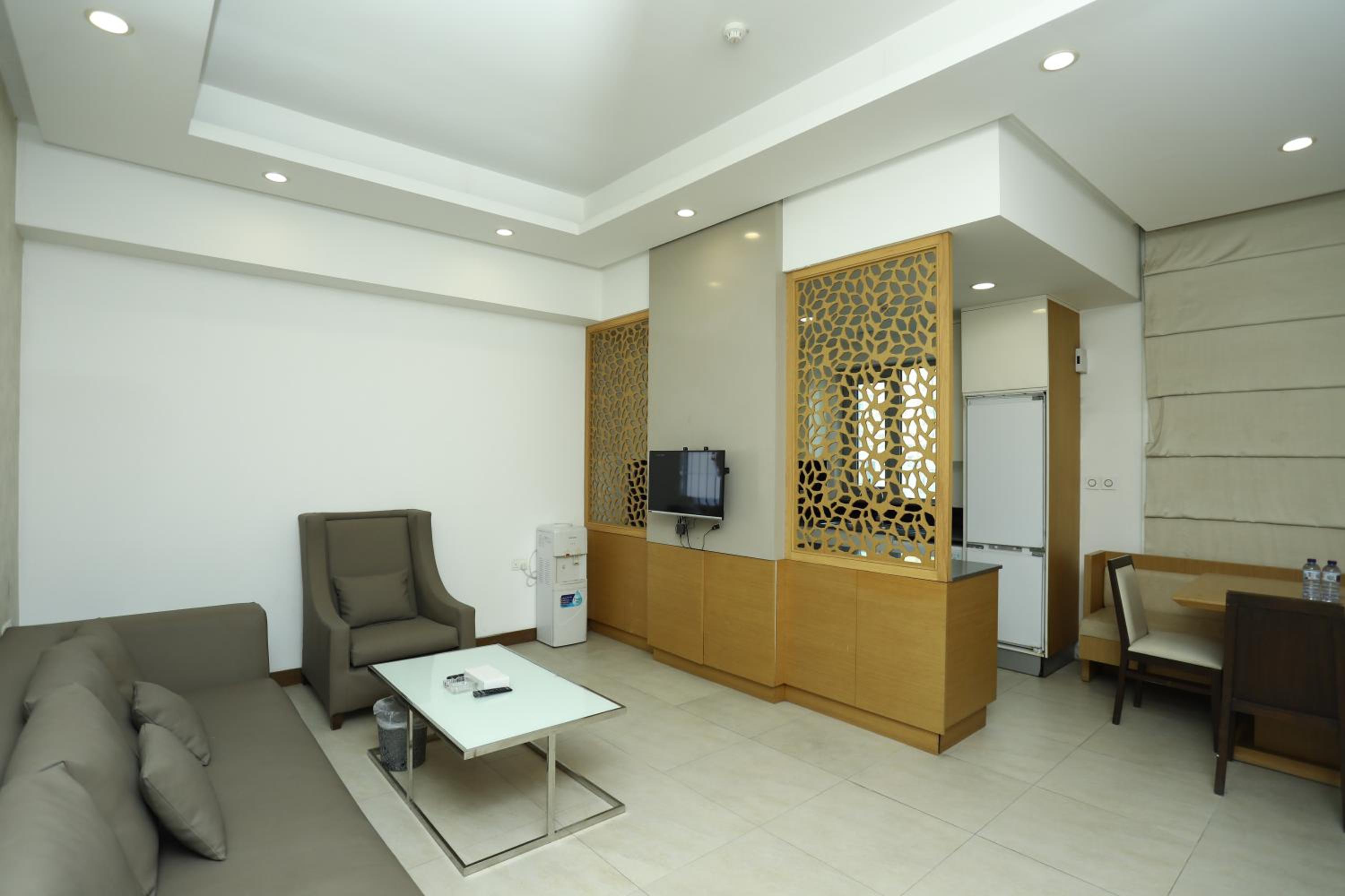 Landway Suite