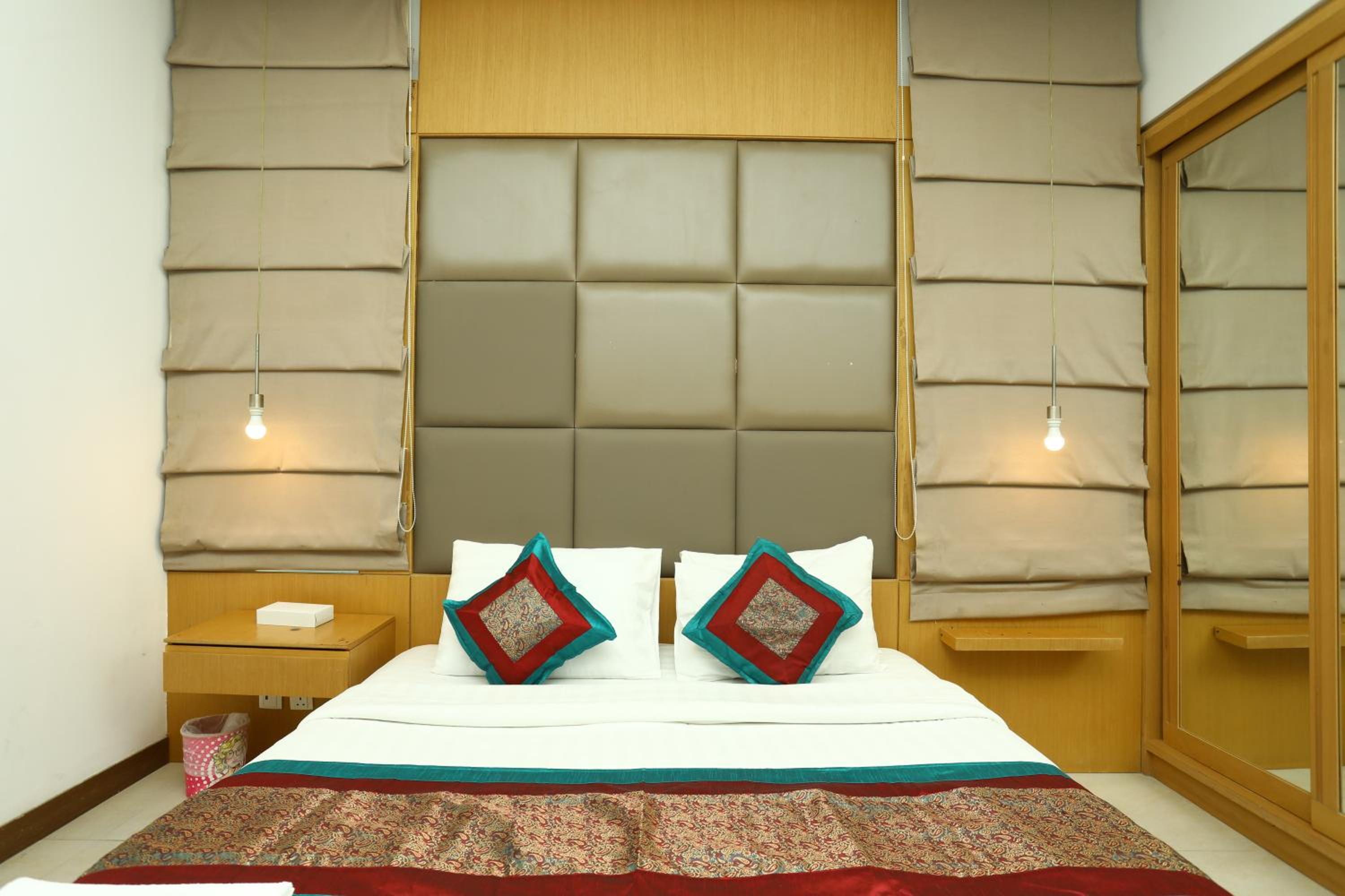 Landway Suite