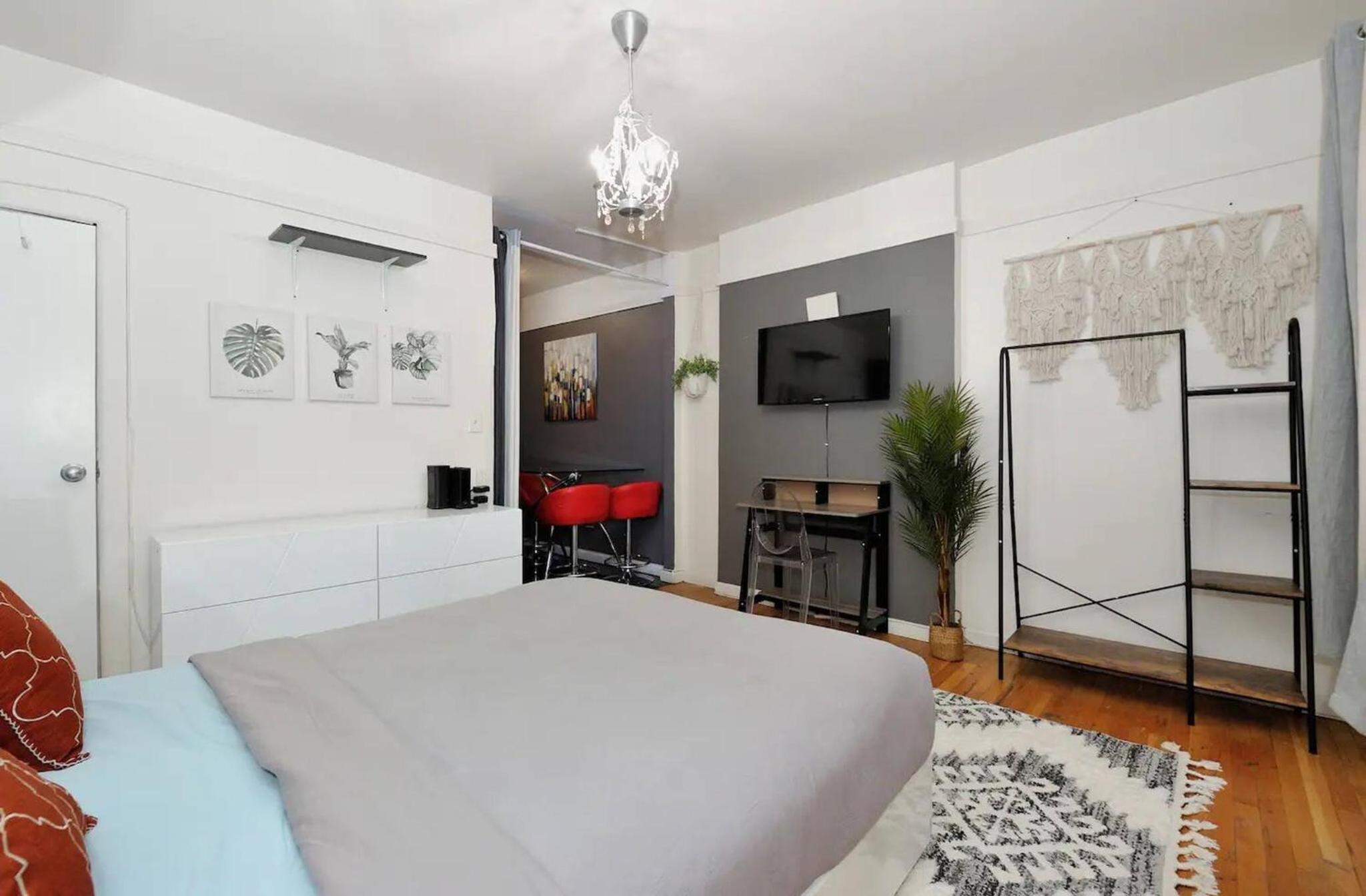 Furnished 2br1ba In Lennox Hill