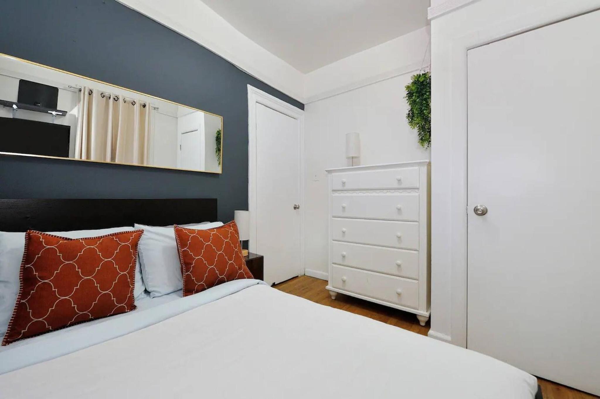 Furnished 2br1ba In Lennox Hill