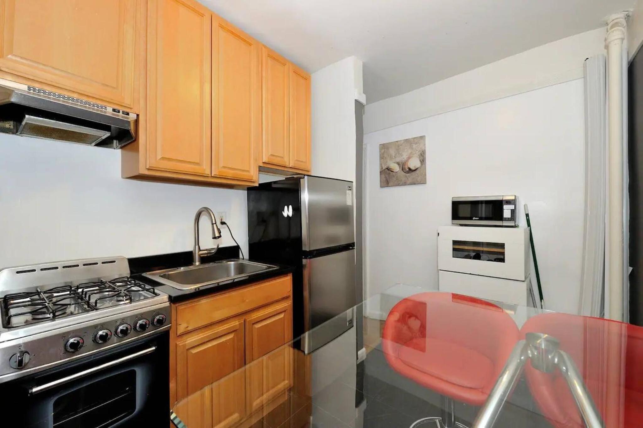 Furnished 2br1ba In Lennox Hill