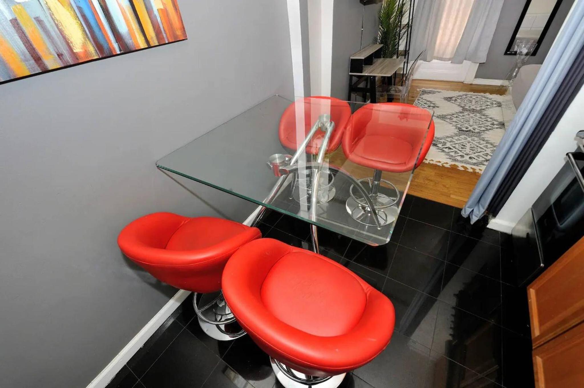 Furnished 2br1ba In Lennox Hill