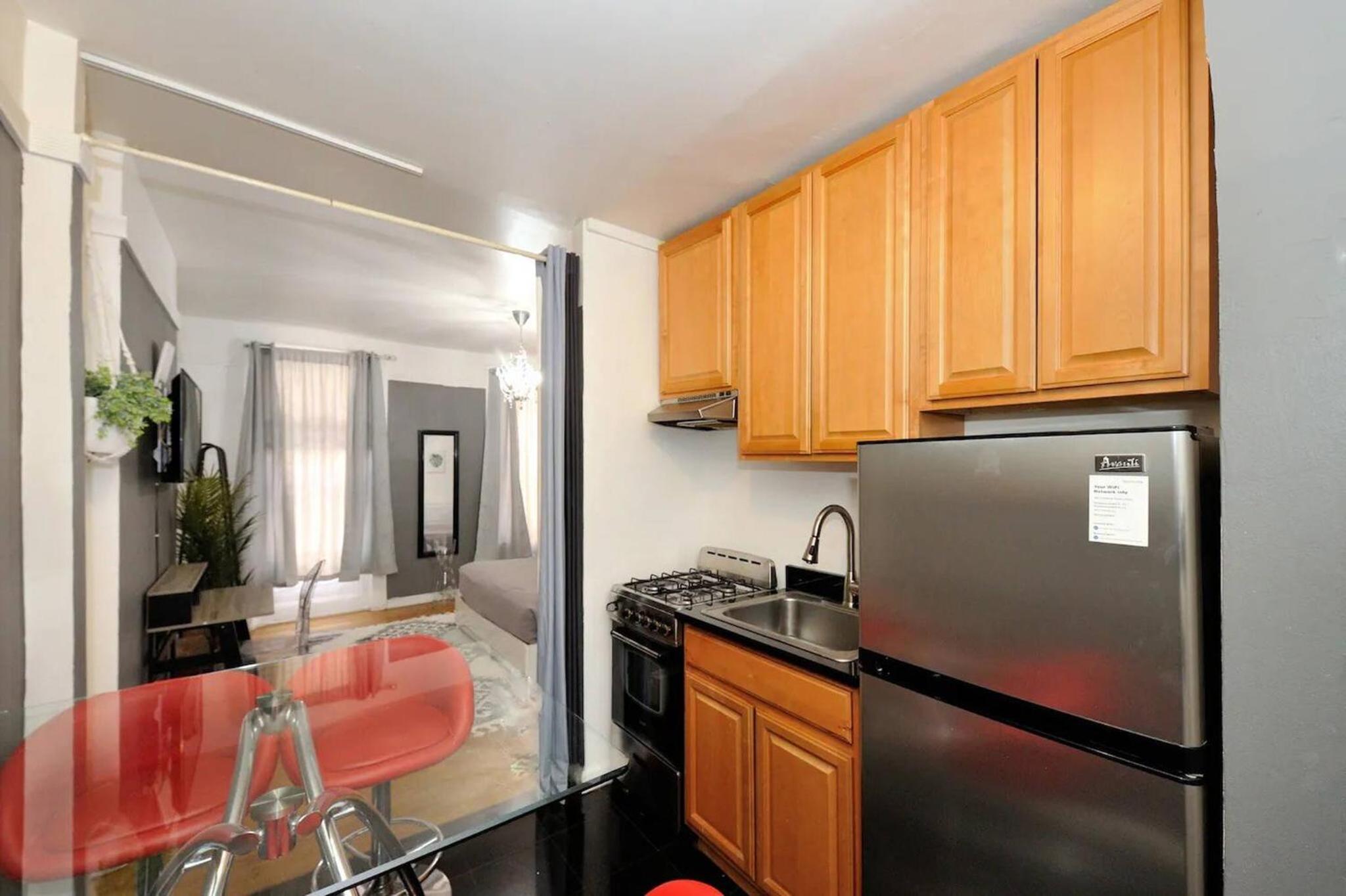 Furnished 2br1ba In Lennox Hill