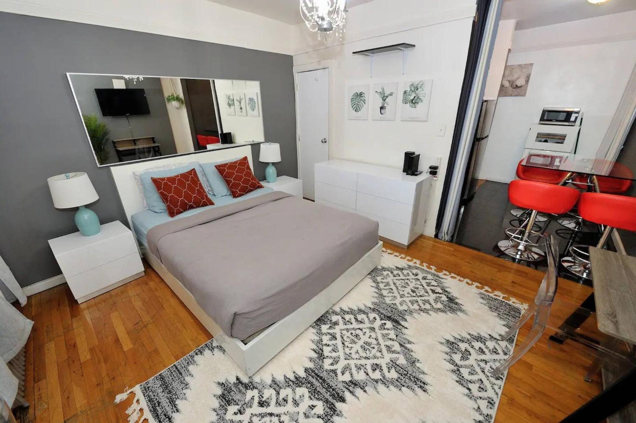 Furnished 2br1ba In Lennox Hill