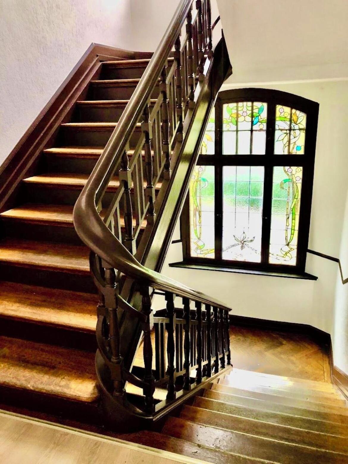 Ferienhaus Villa EMG Velbert nah Düsseldorf Essen Dortmund, Familien Gruppen bis 27 Personen, 3 Küchen, Kaminofen, Terrasse