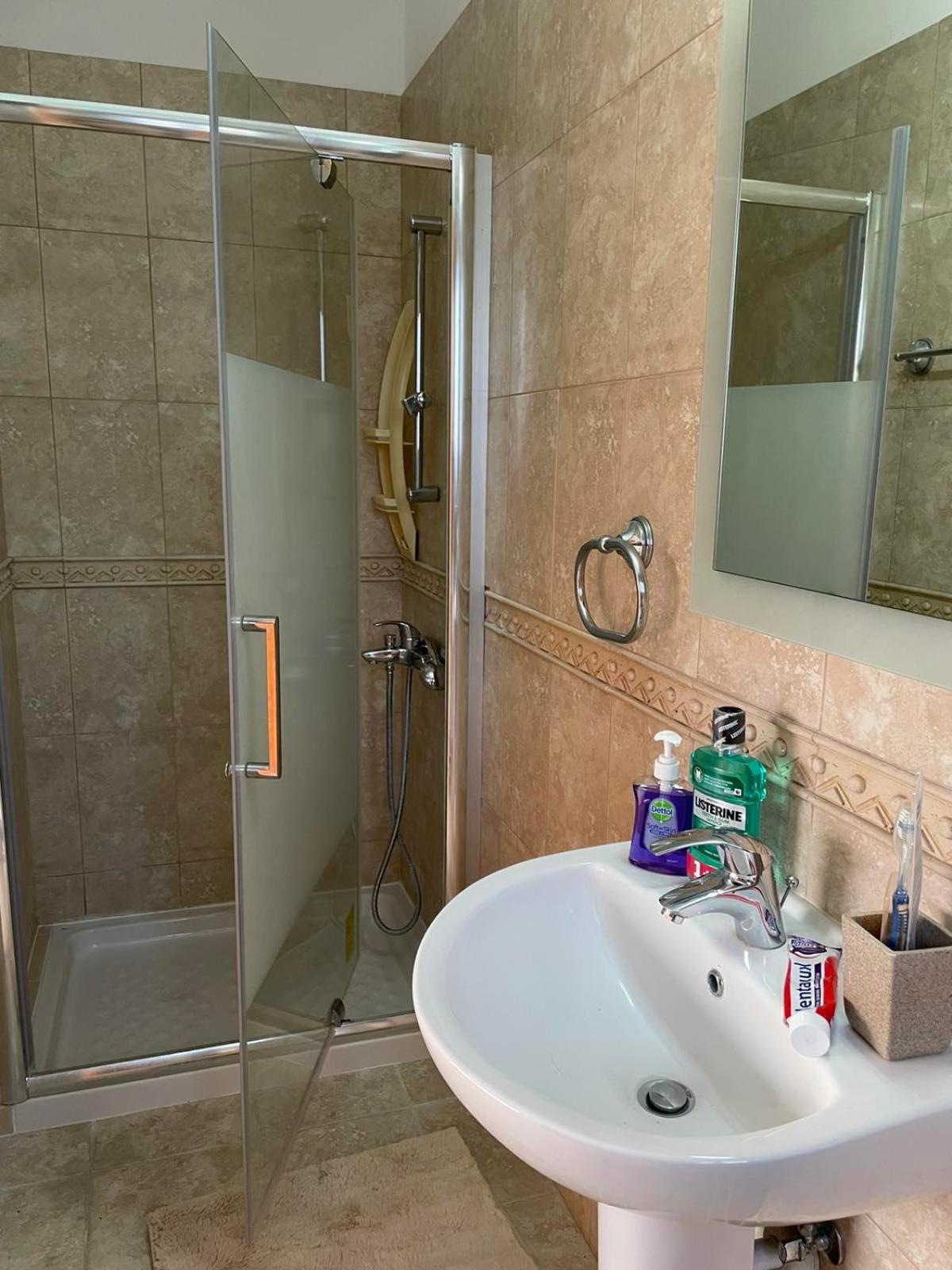 THREE BEDROOMS APT AT MESA CHORIO