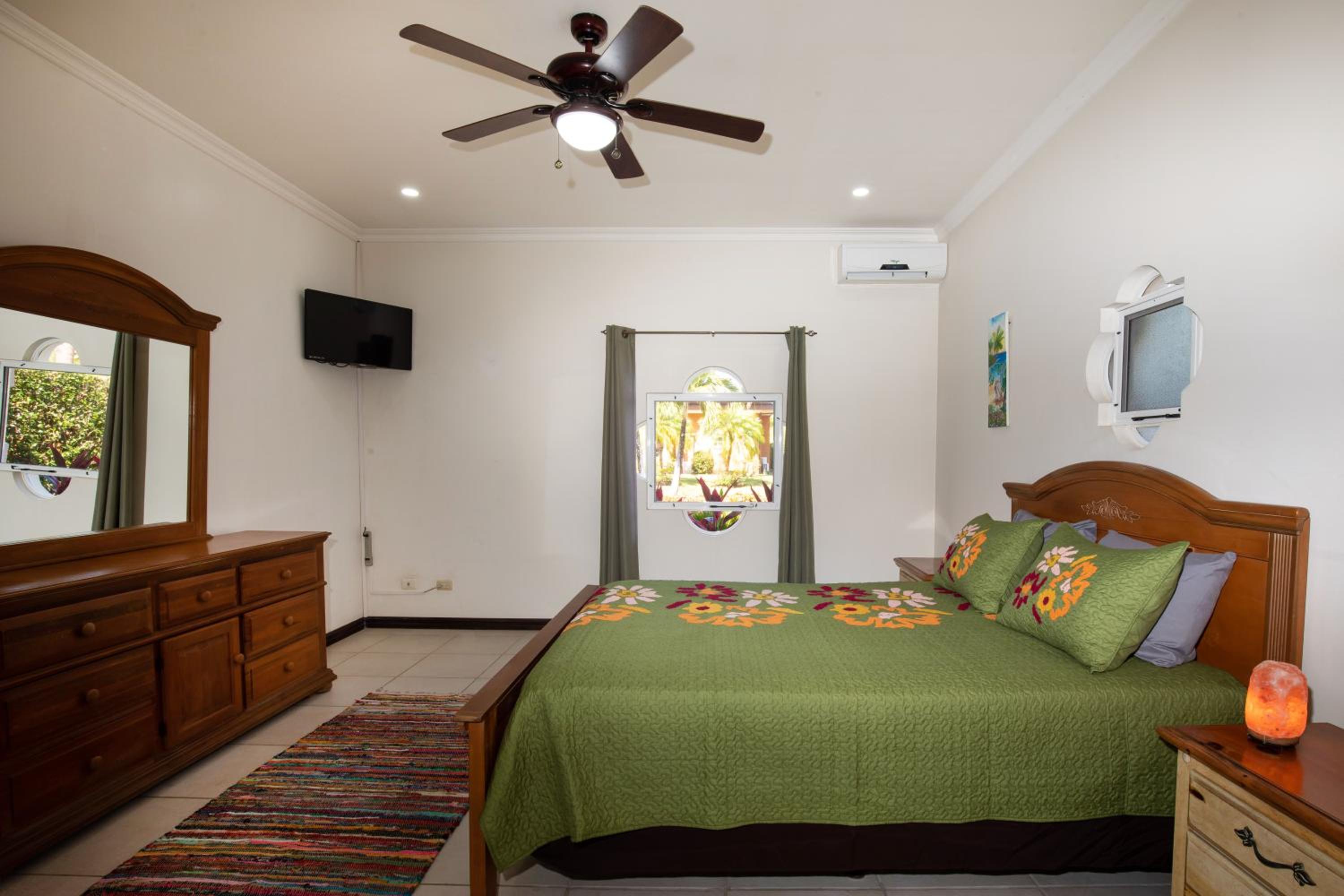 Villa Pato Calvo By Vacation Pura Vida