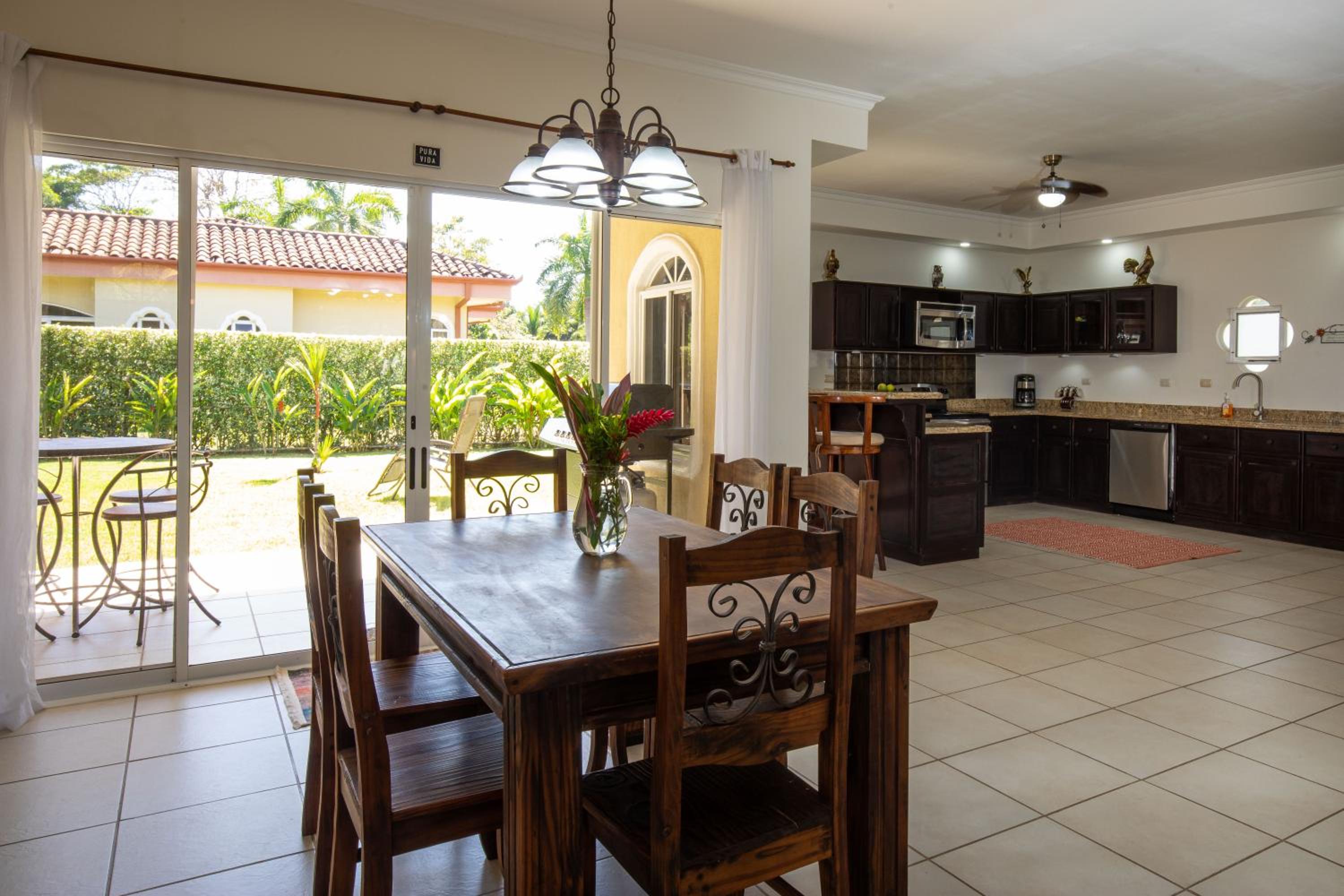 Villa Pato Calvo By Vacation Pura Vida