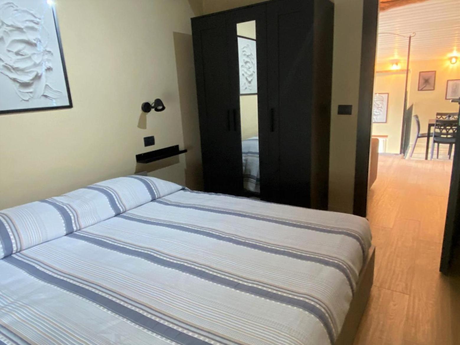 Argegno's River - Central Apartment lake view