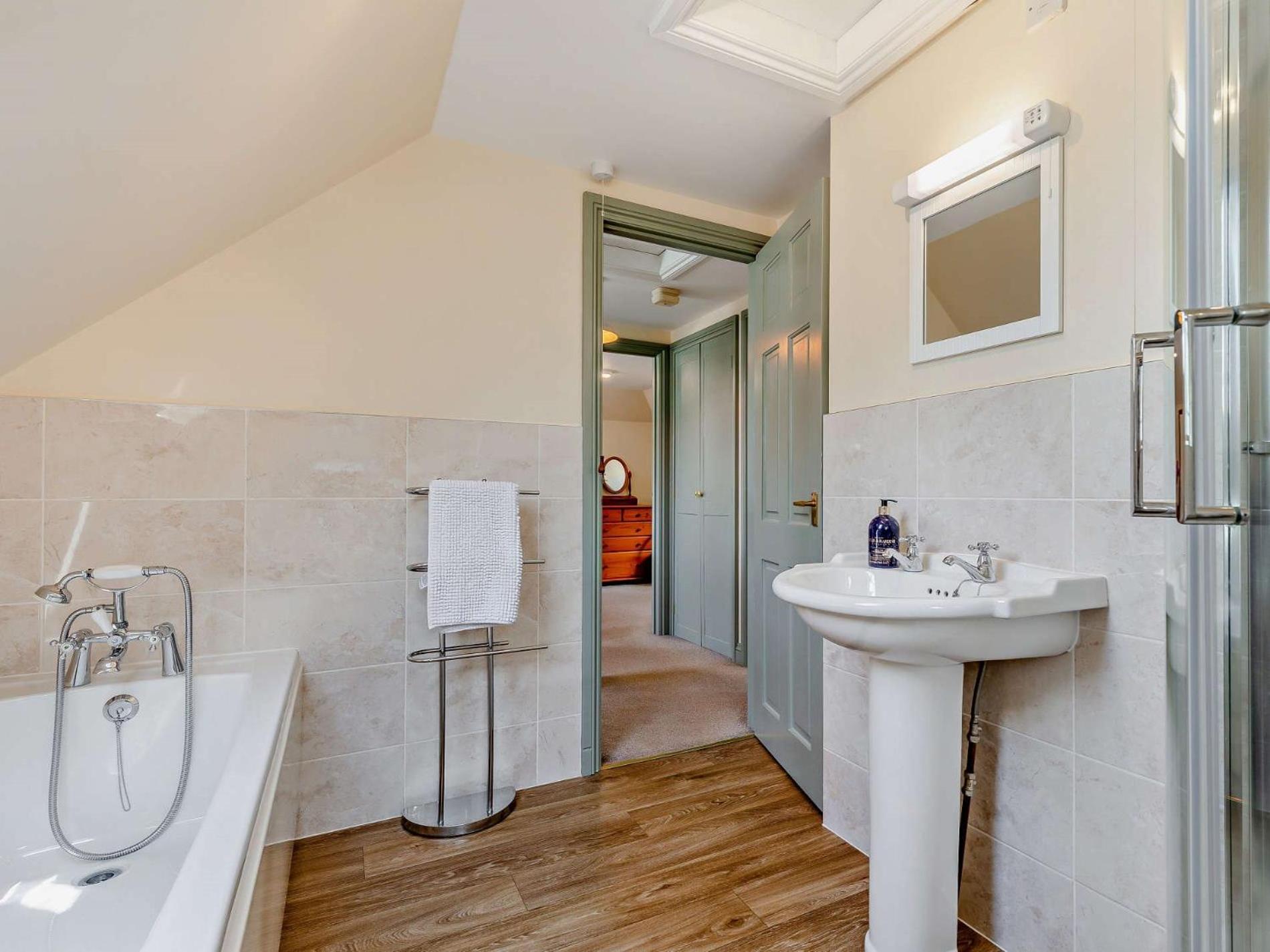 2 Bed in Callington oc-kates view 2