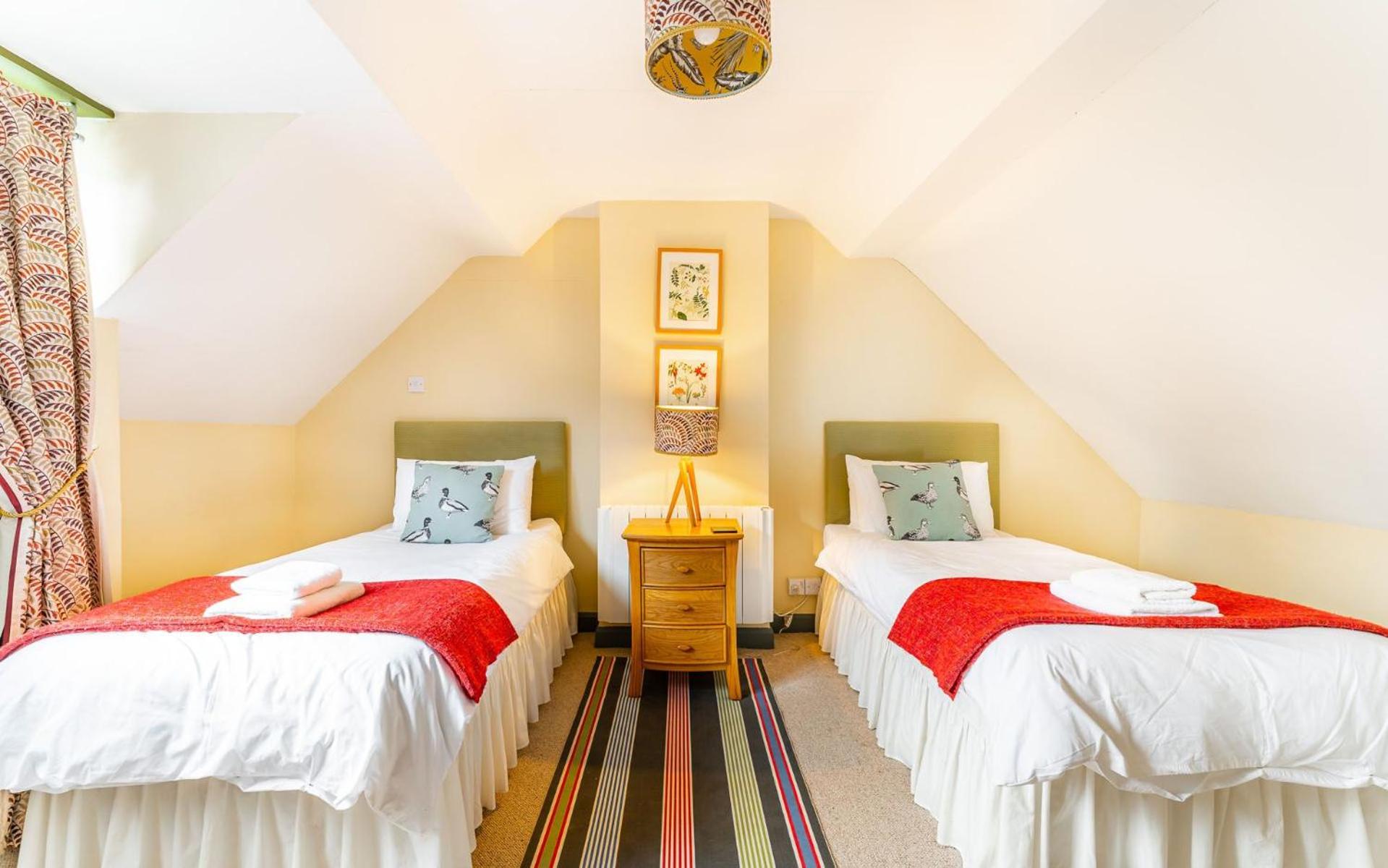 Curlew Close Cottage