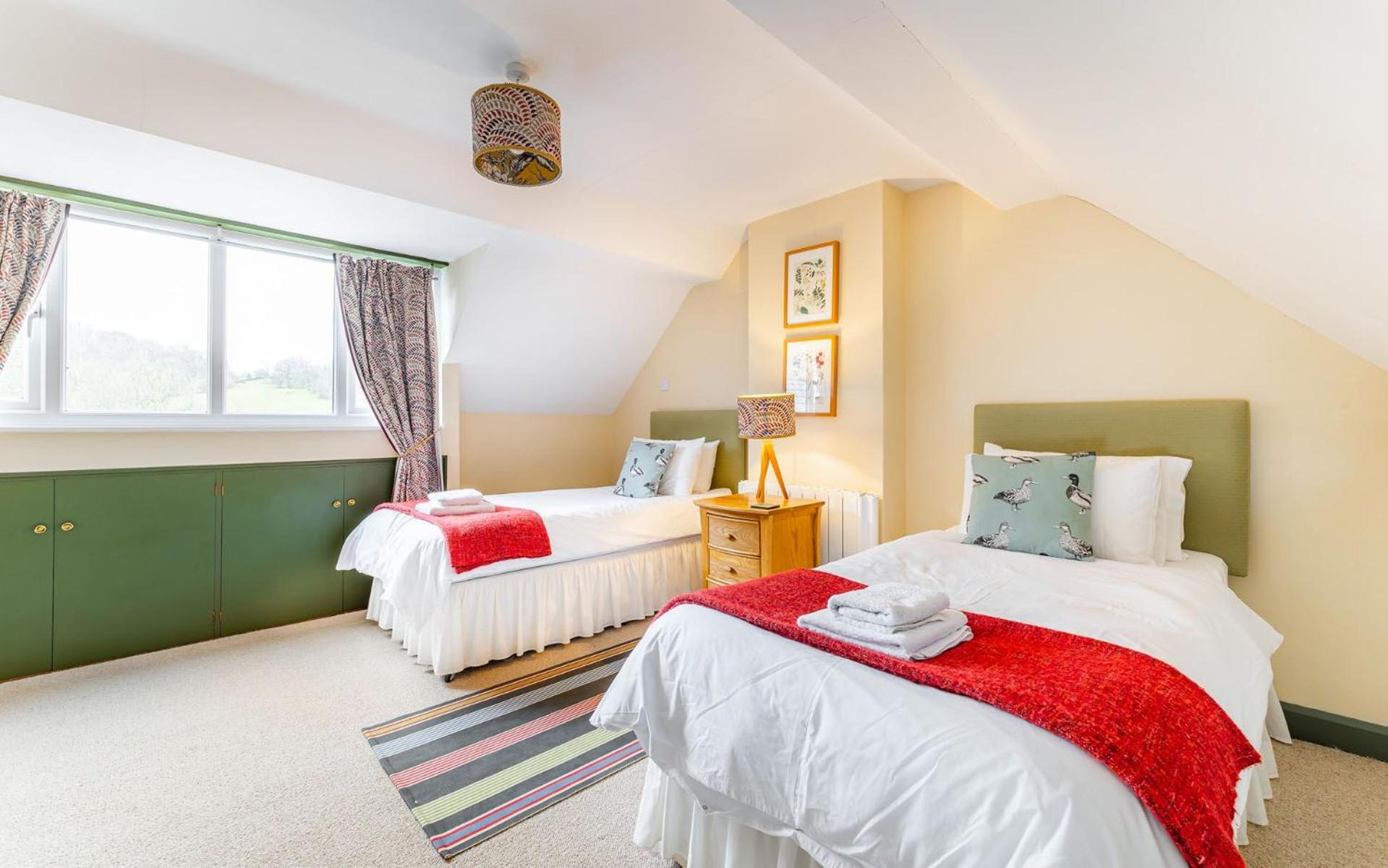 Curlew Close Cottage