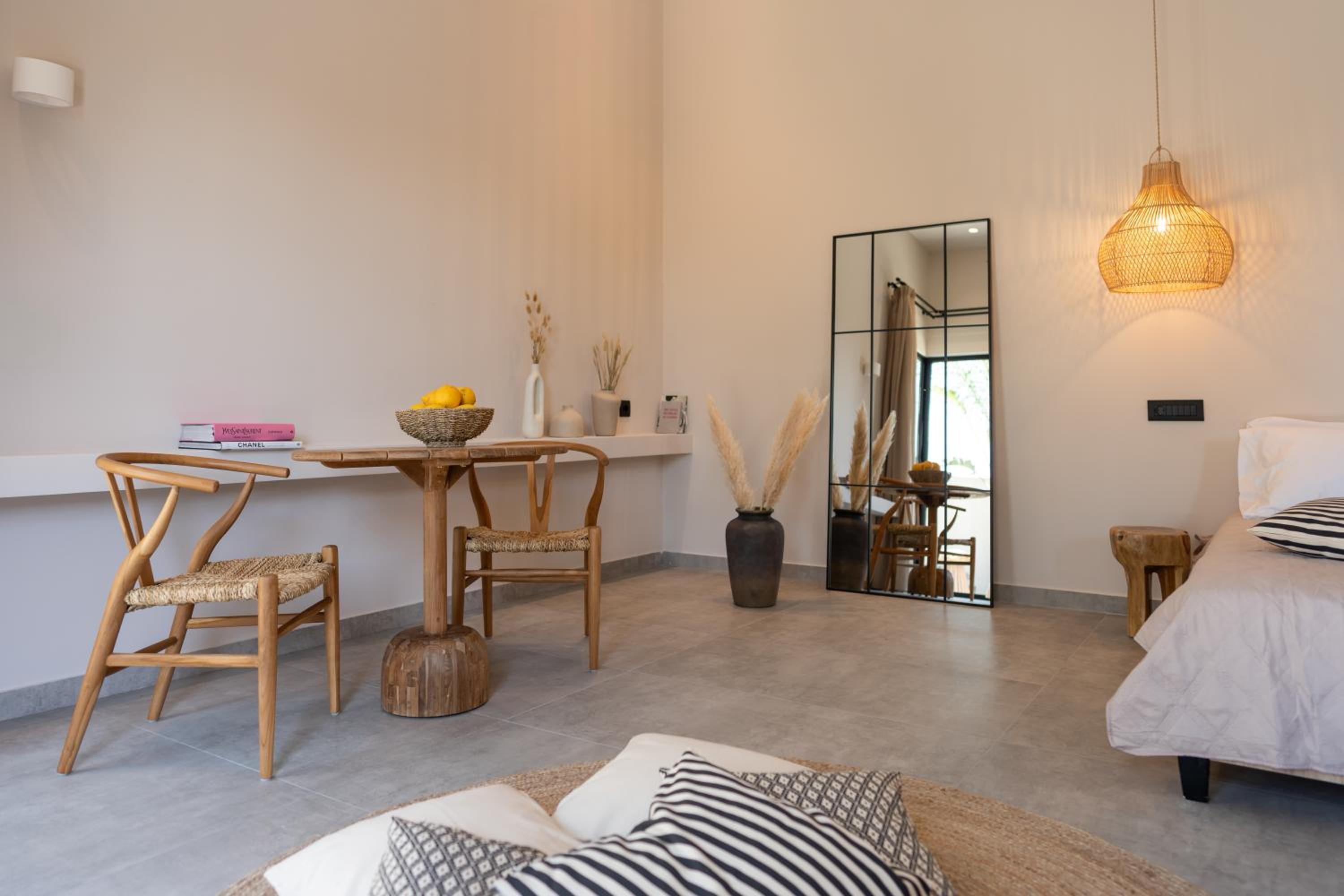 Afesou Suites