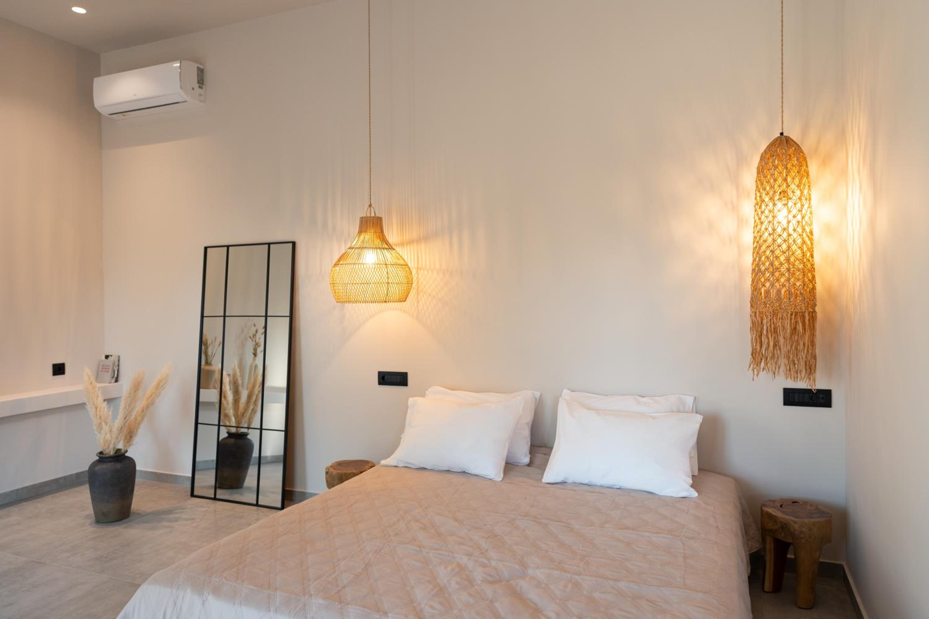 Afesou Suites