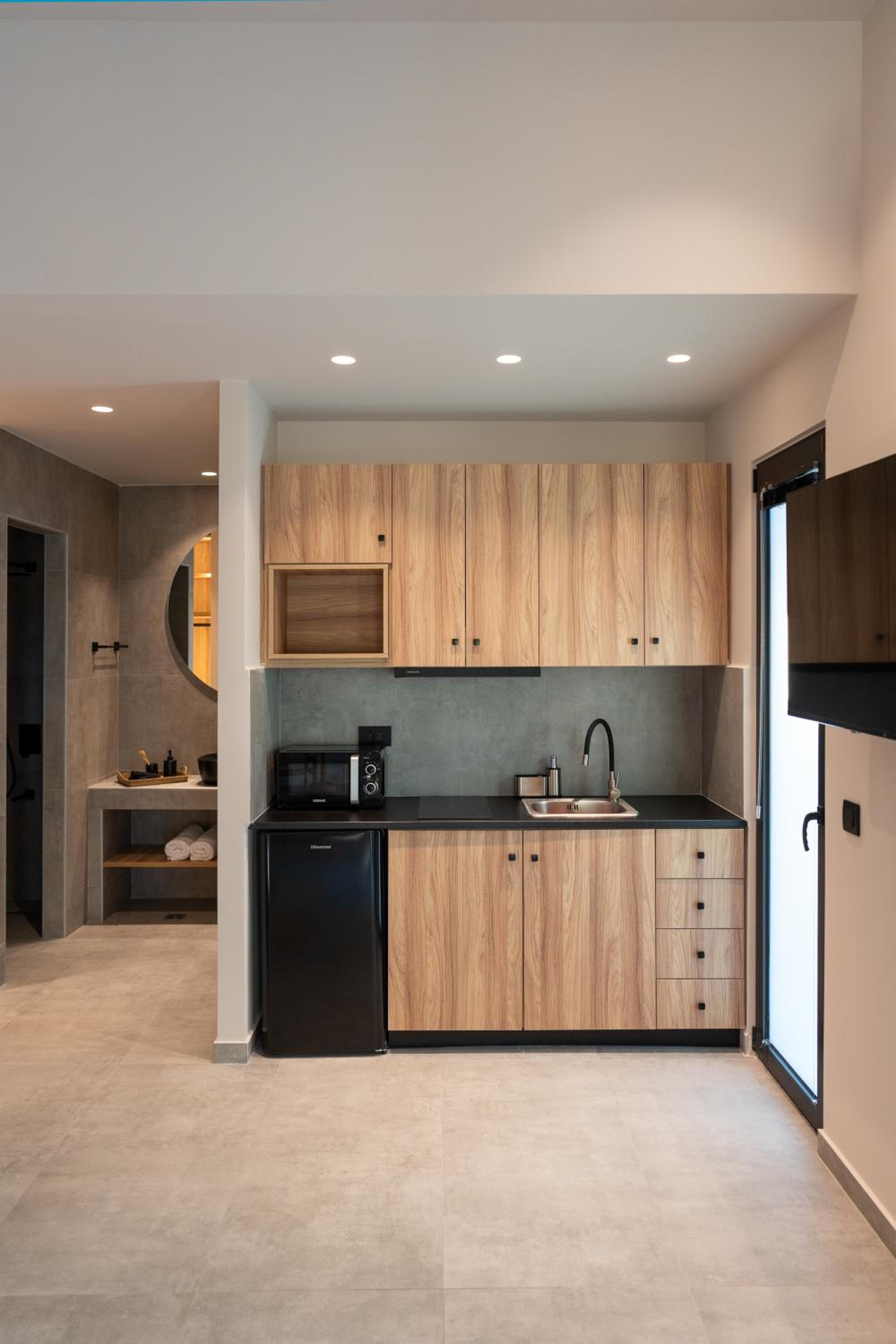 Afesou Suites