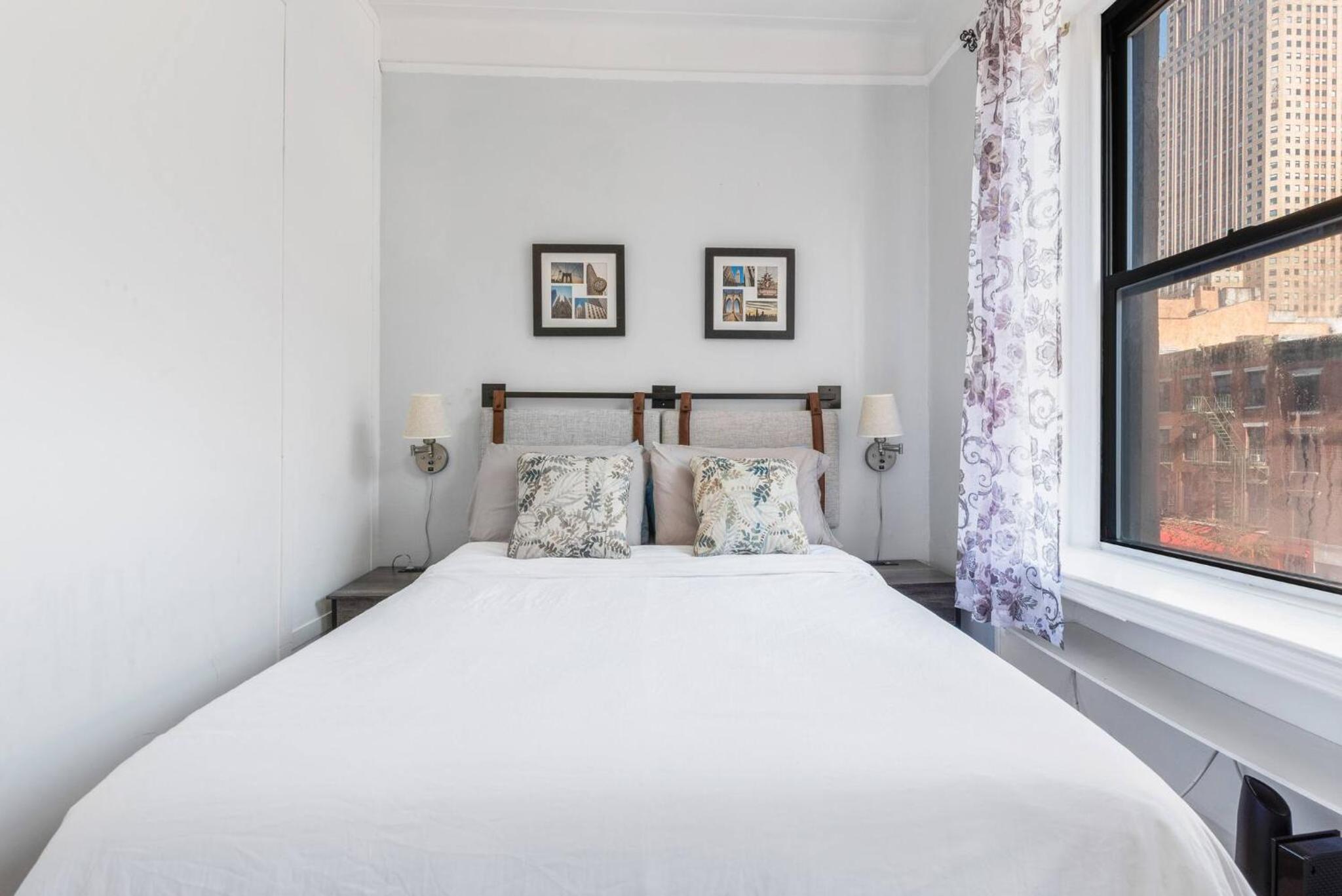 Lovely 2-bedroom Renovated midtown West