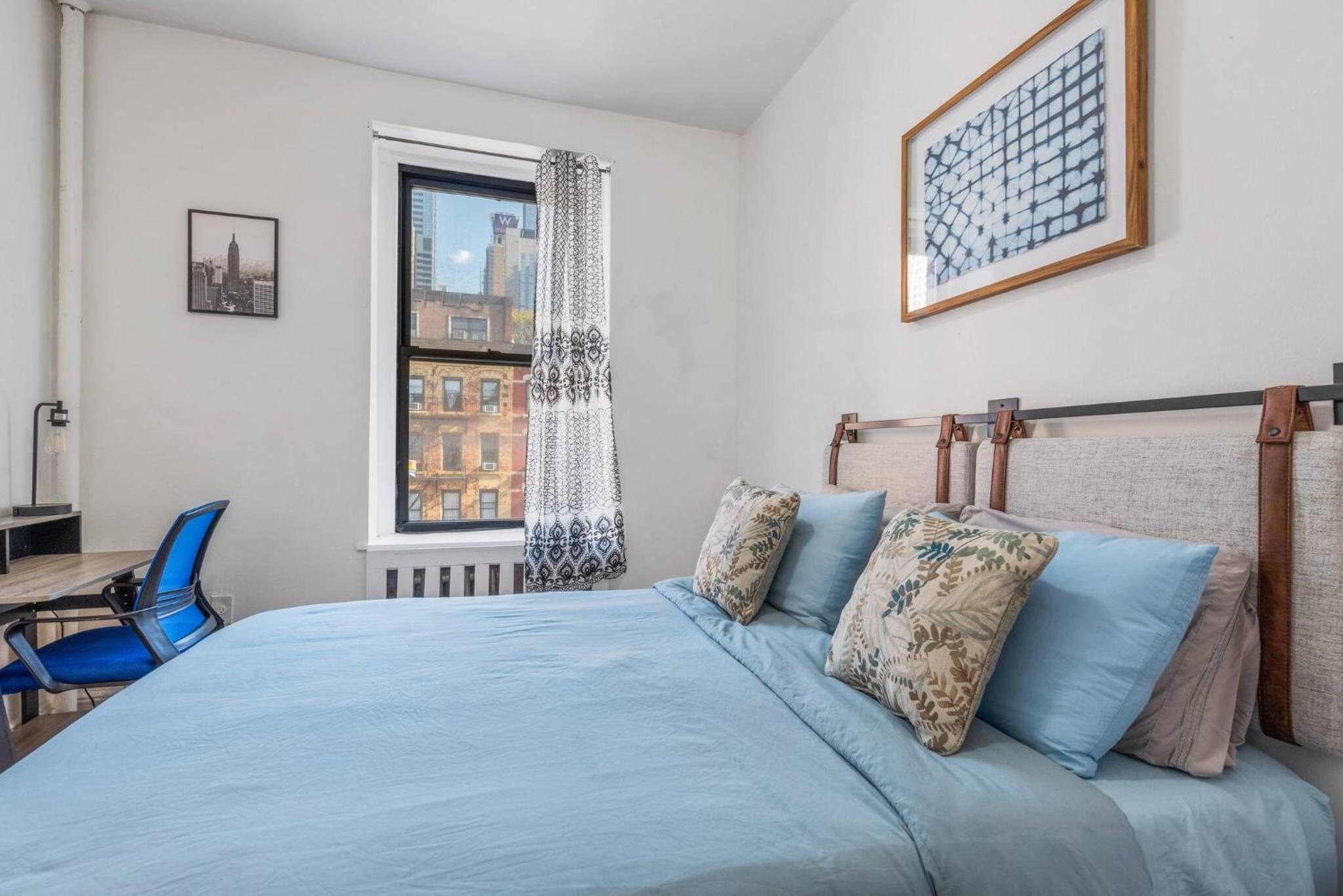 Lovely 2-bedroom Renovated midtown West