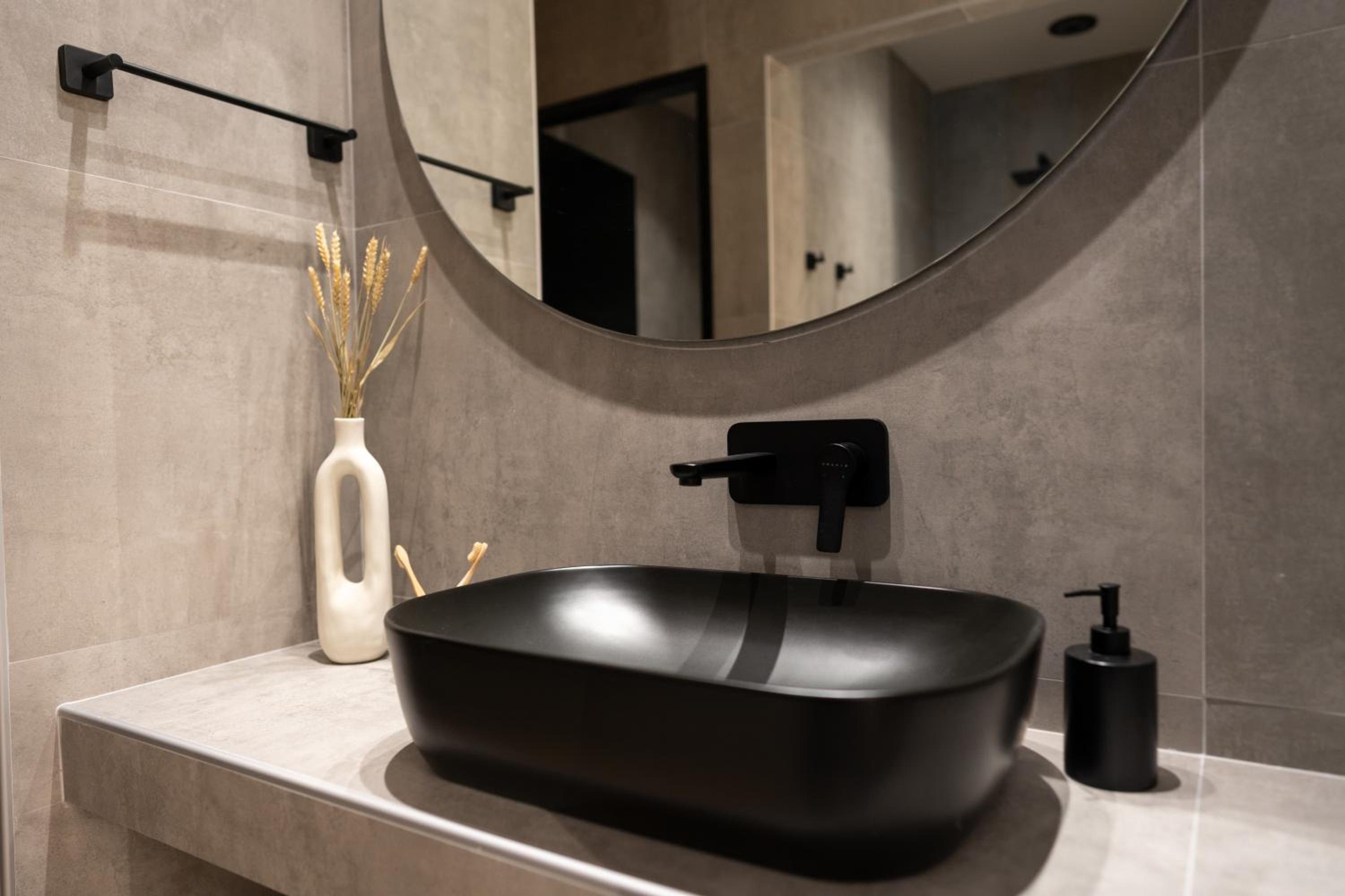 Afesou Suites