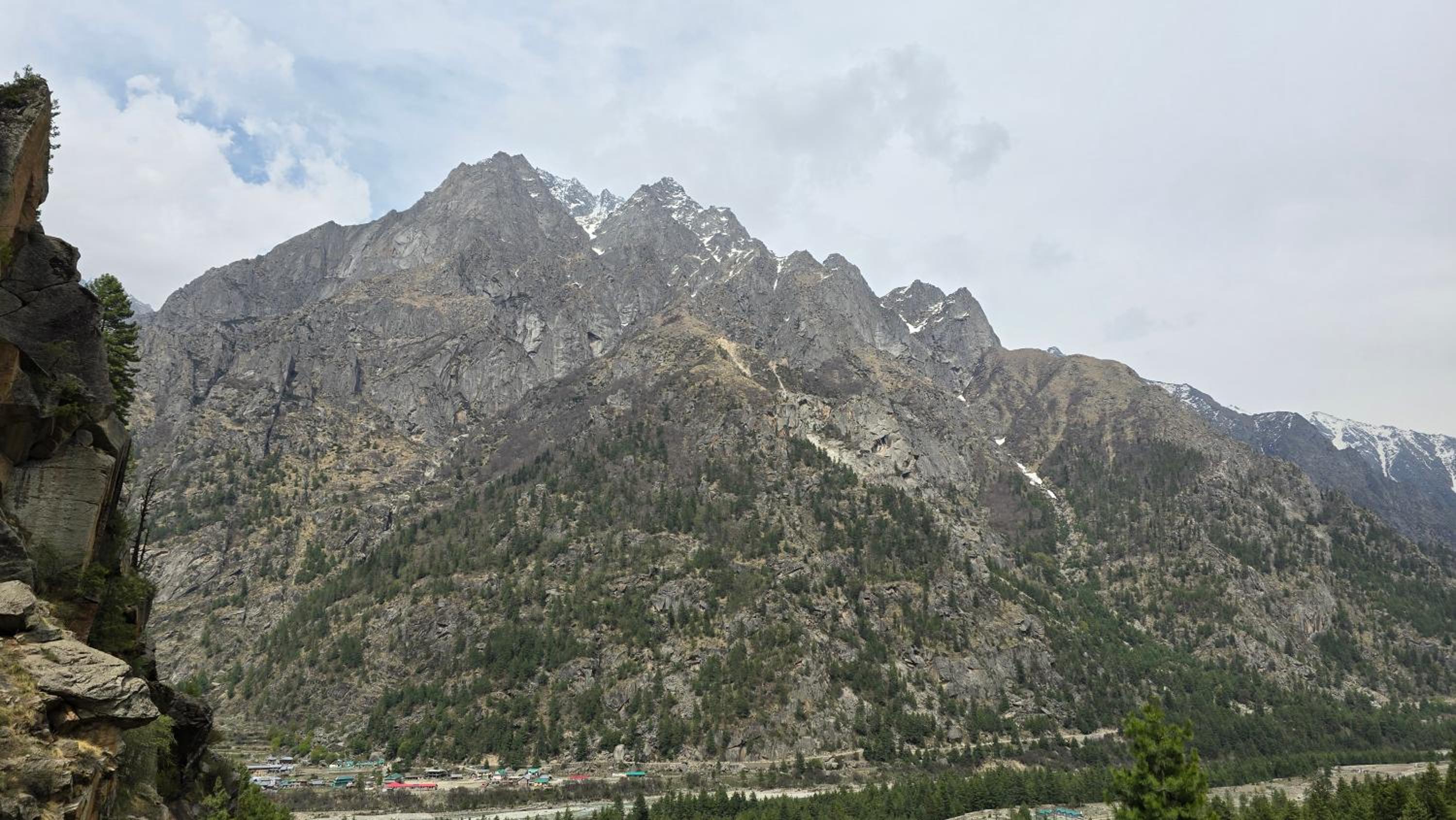 Sangla Valley Camping