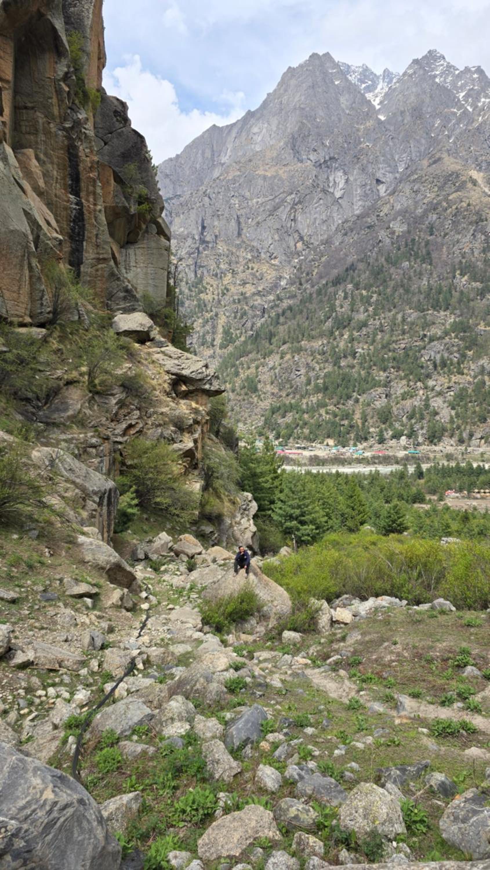 Sangla Valley Camping
