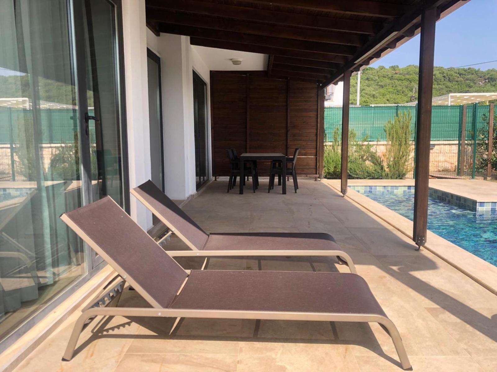 Derya Beach Agullu Villa 5 view 3