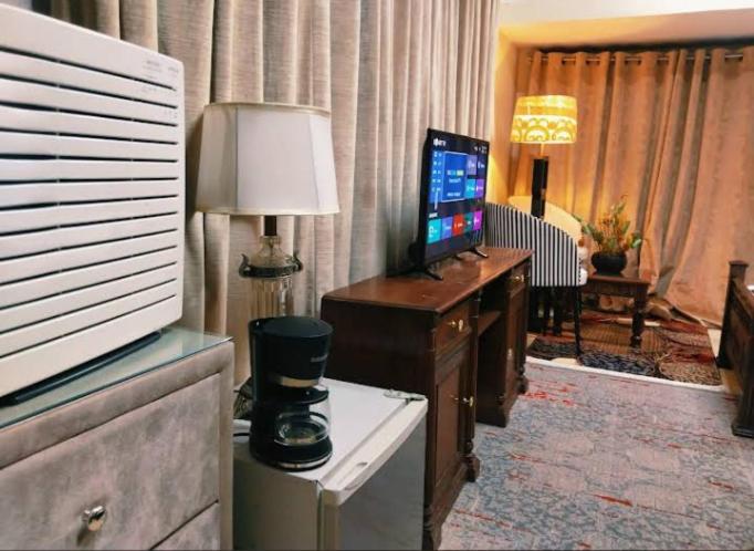 hotel room
