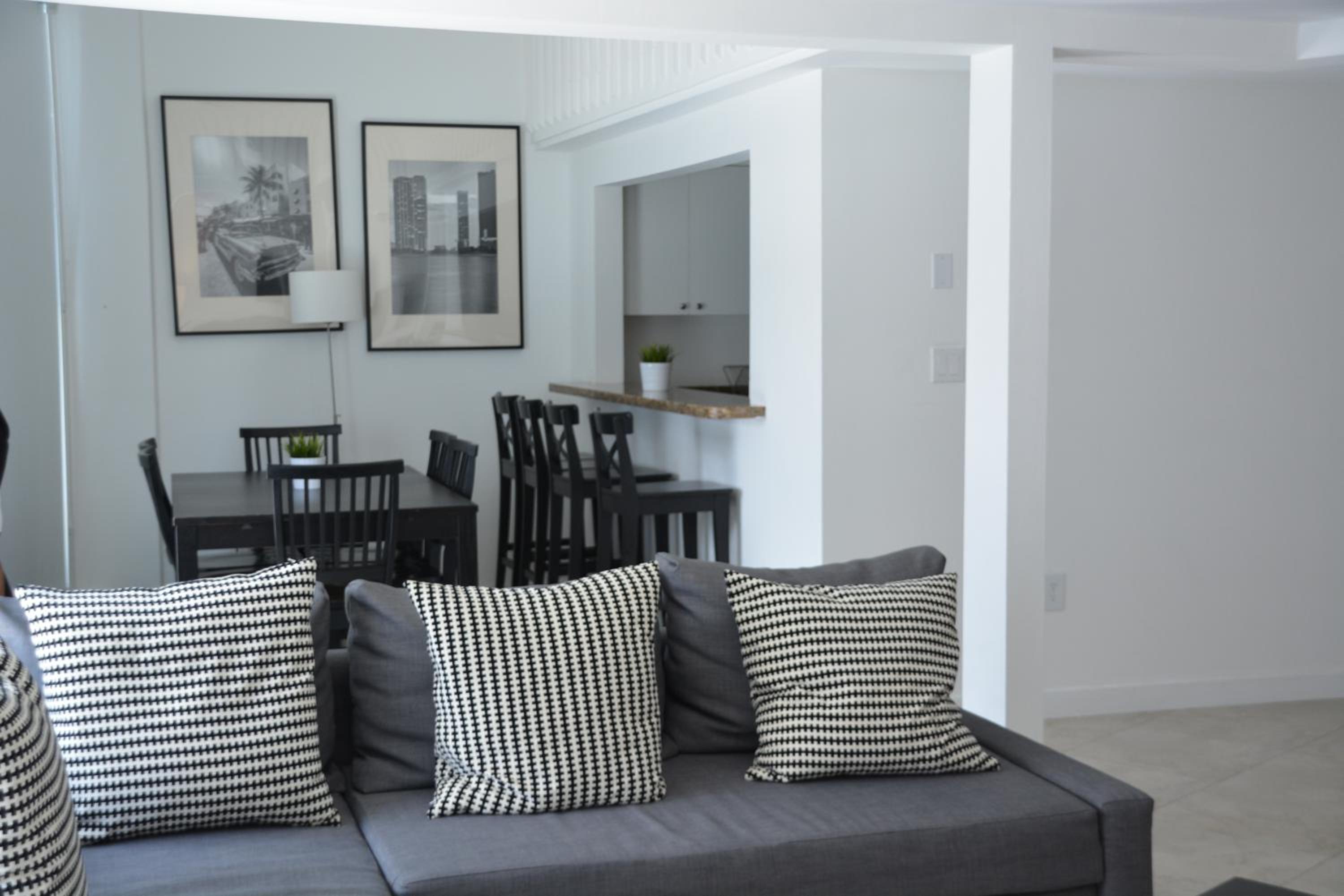 New Point Miami Beach Apartments