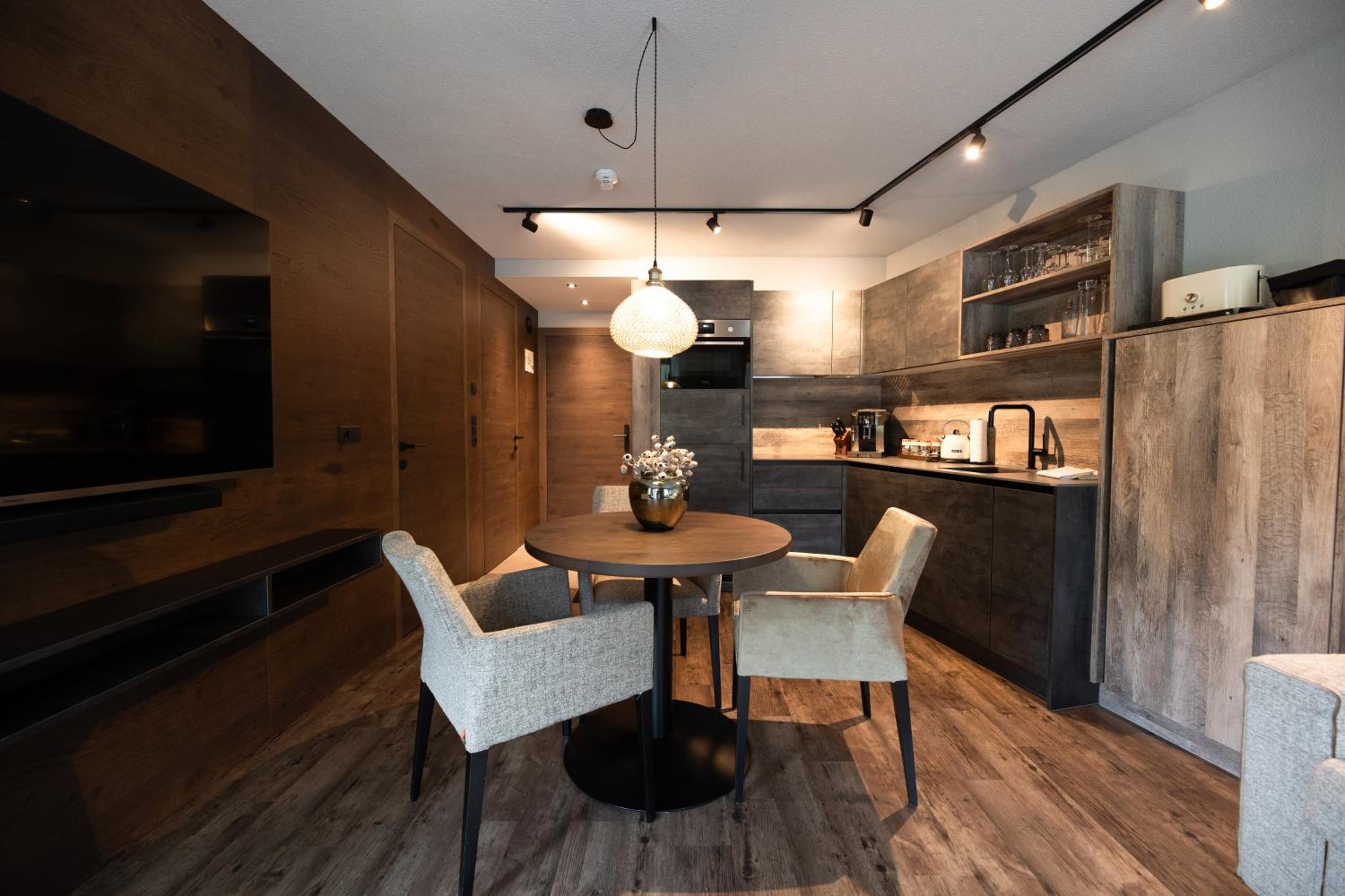 Luxury Apart Sailers