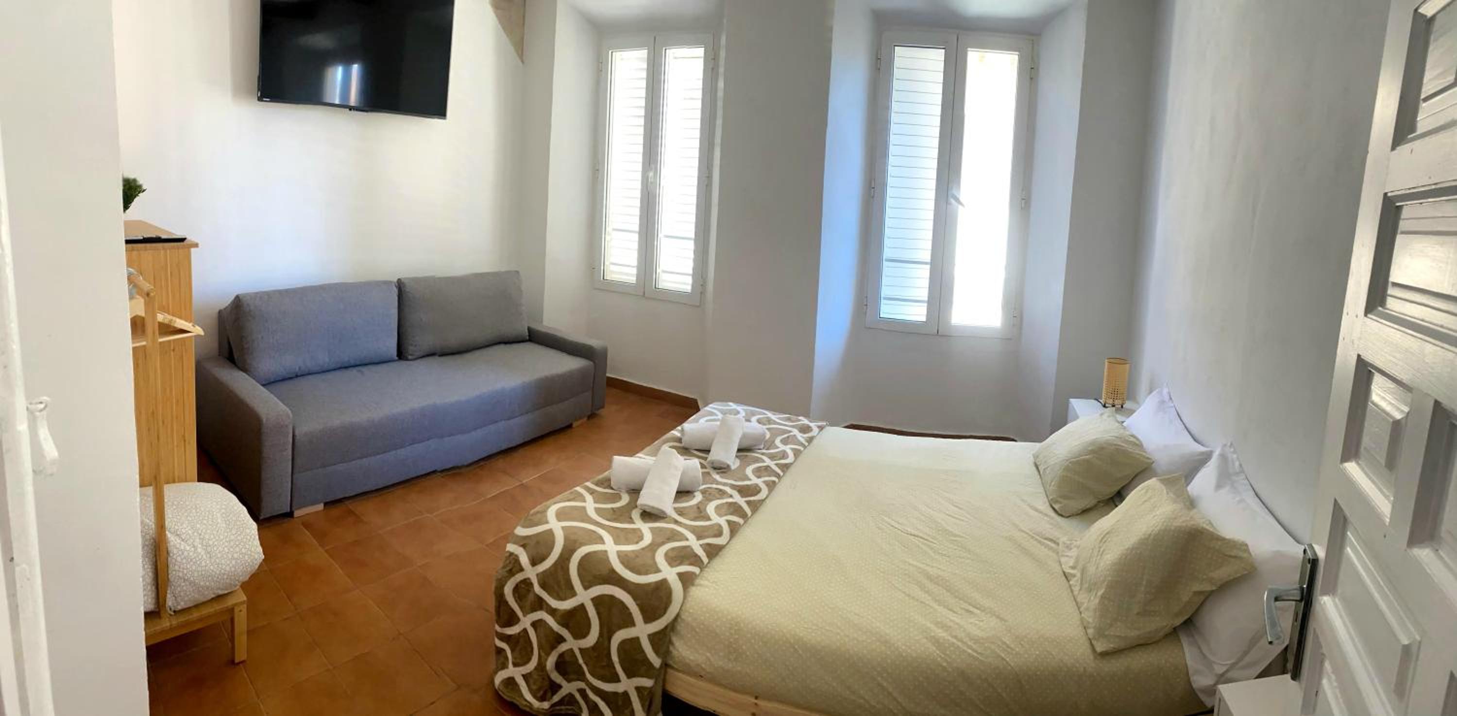 Frailes Apartments