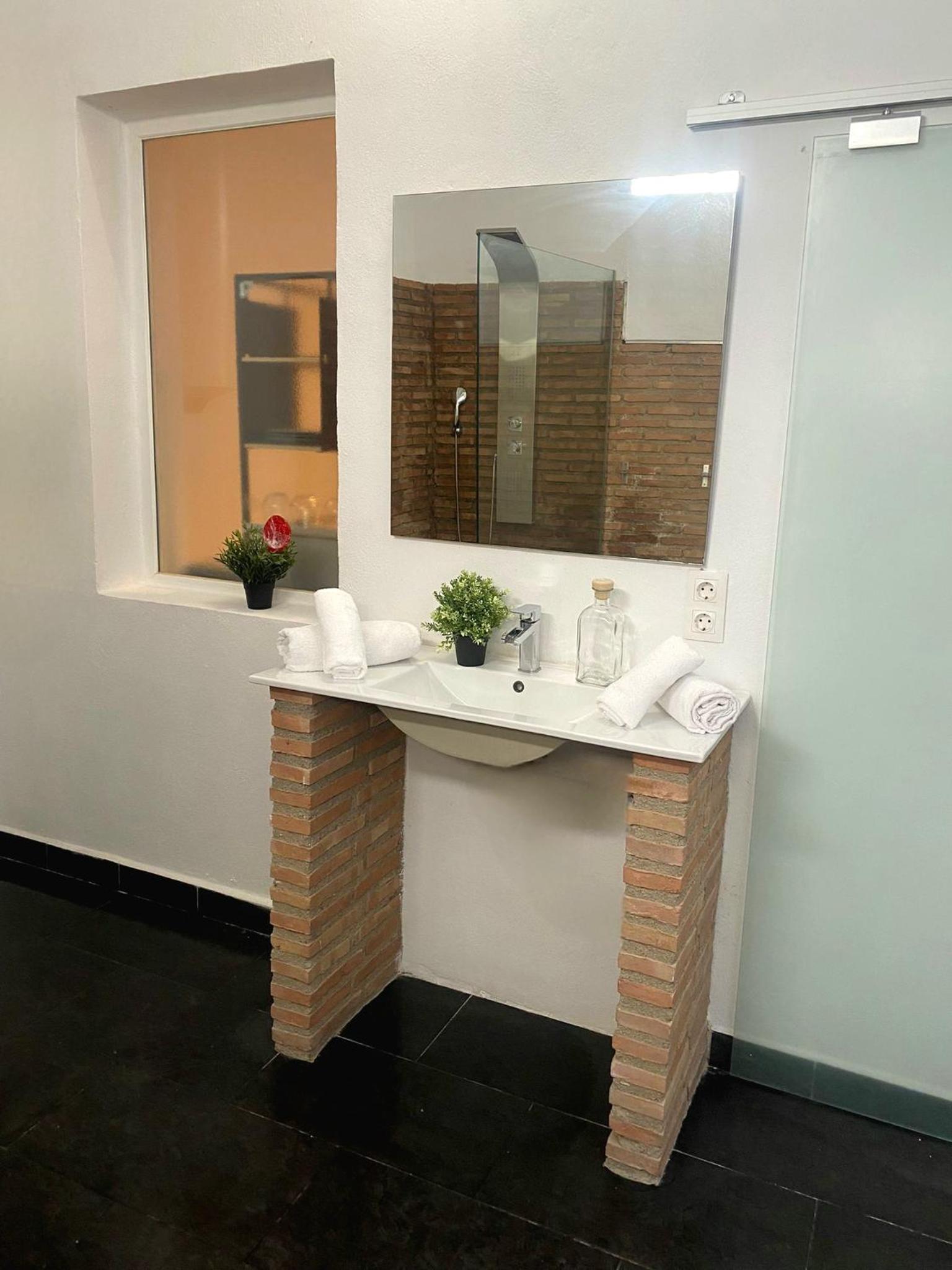 Frailes Apartments
