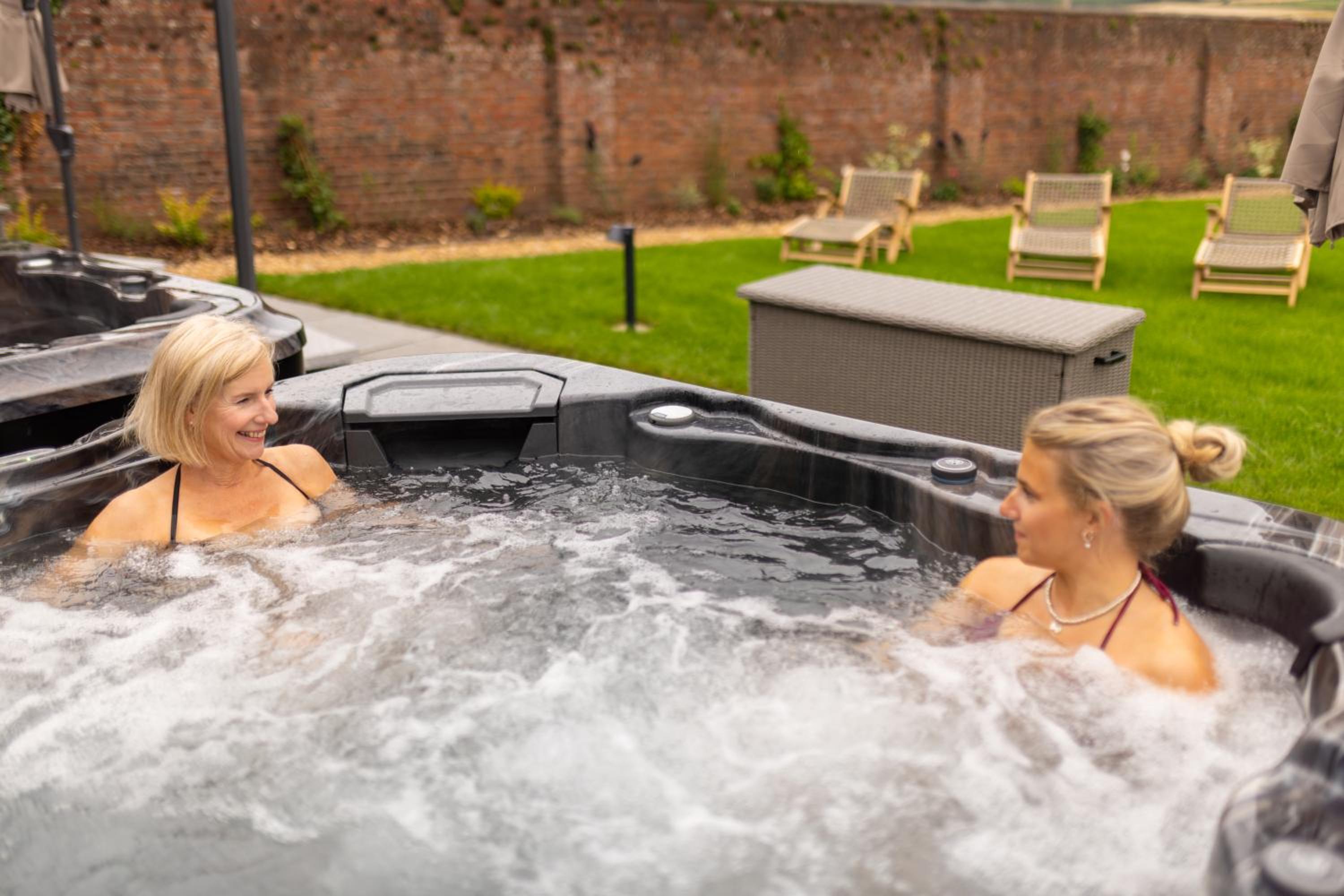 Cuckney House - Georgian Manor on a country estate - Sleeps 31 view 5