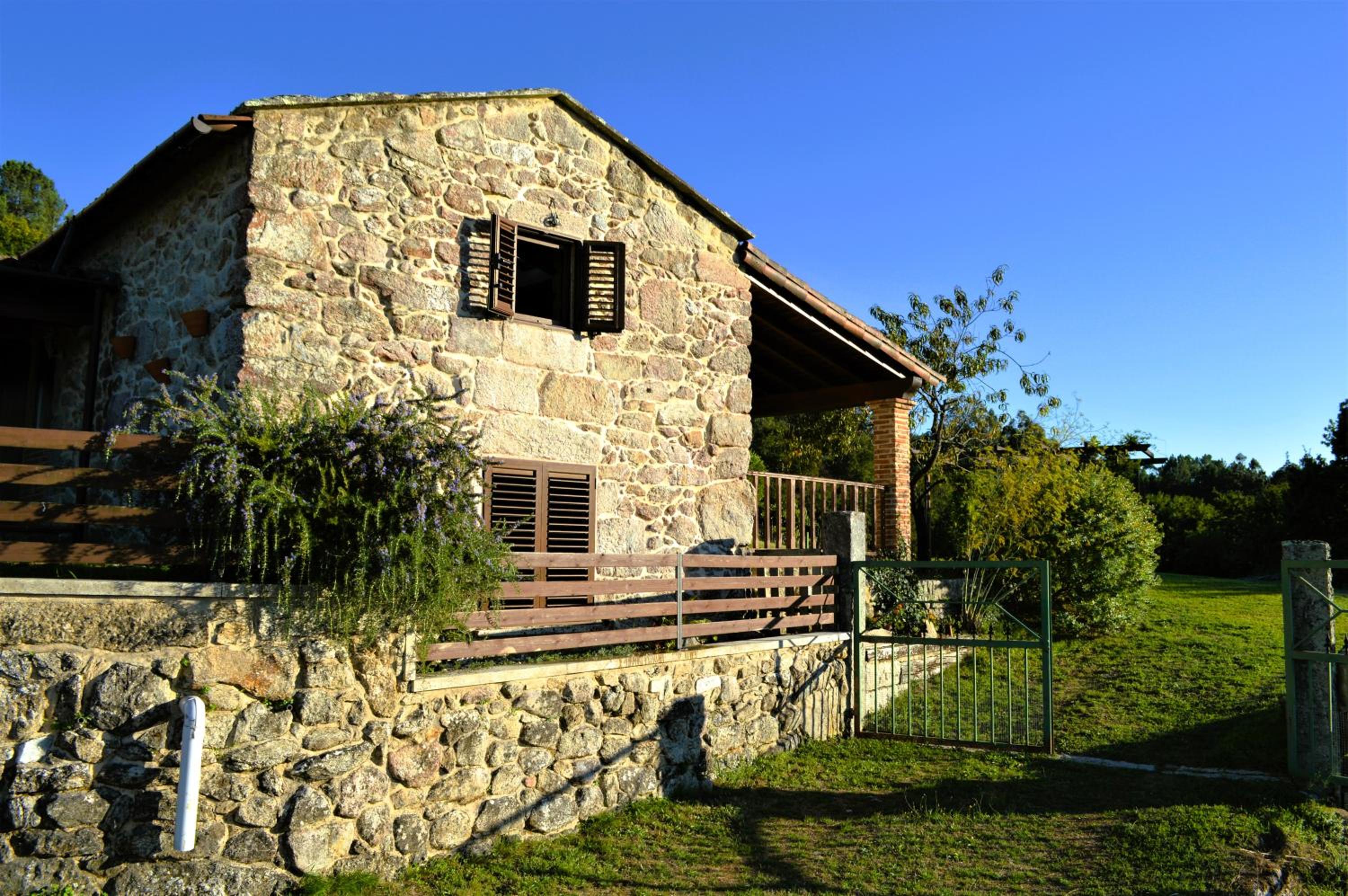 Airiños de Mondariz view 3
