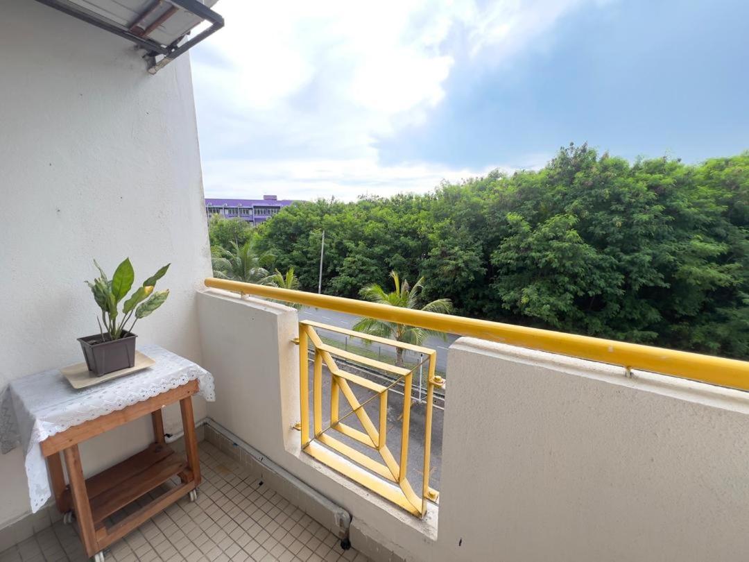Cozy Studio Unit @ Ocean View Resort photo 6
