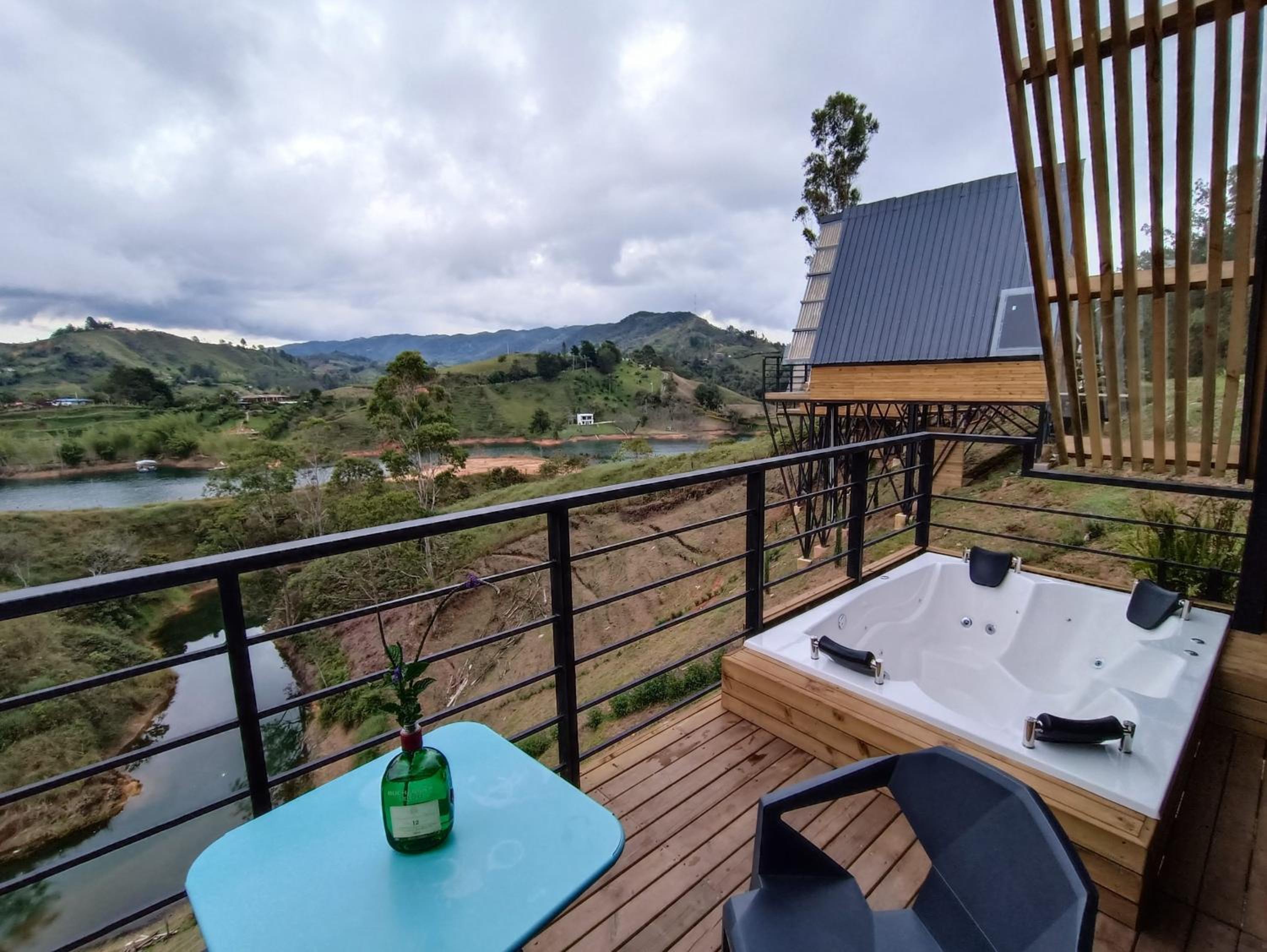 Chalet Peñol Jacuzzi