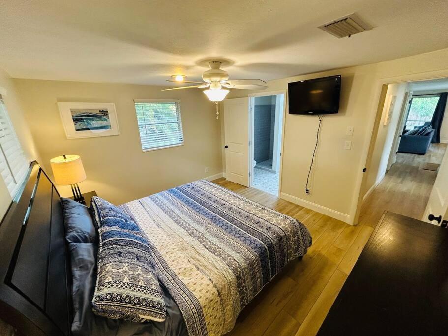 Sunshine Haven: Relax and Unwind