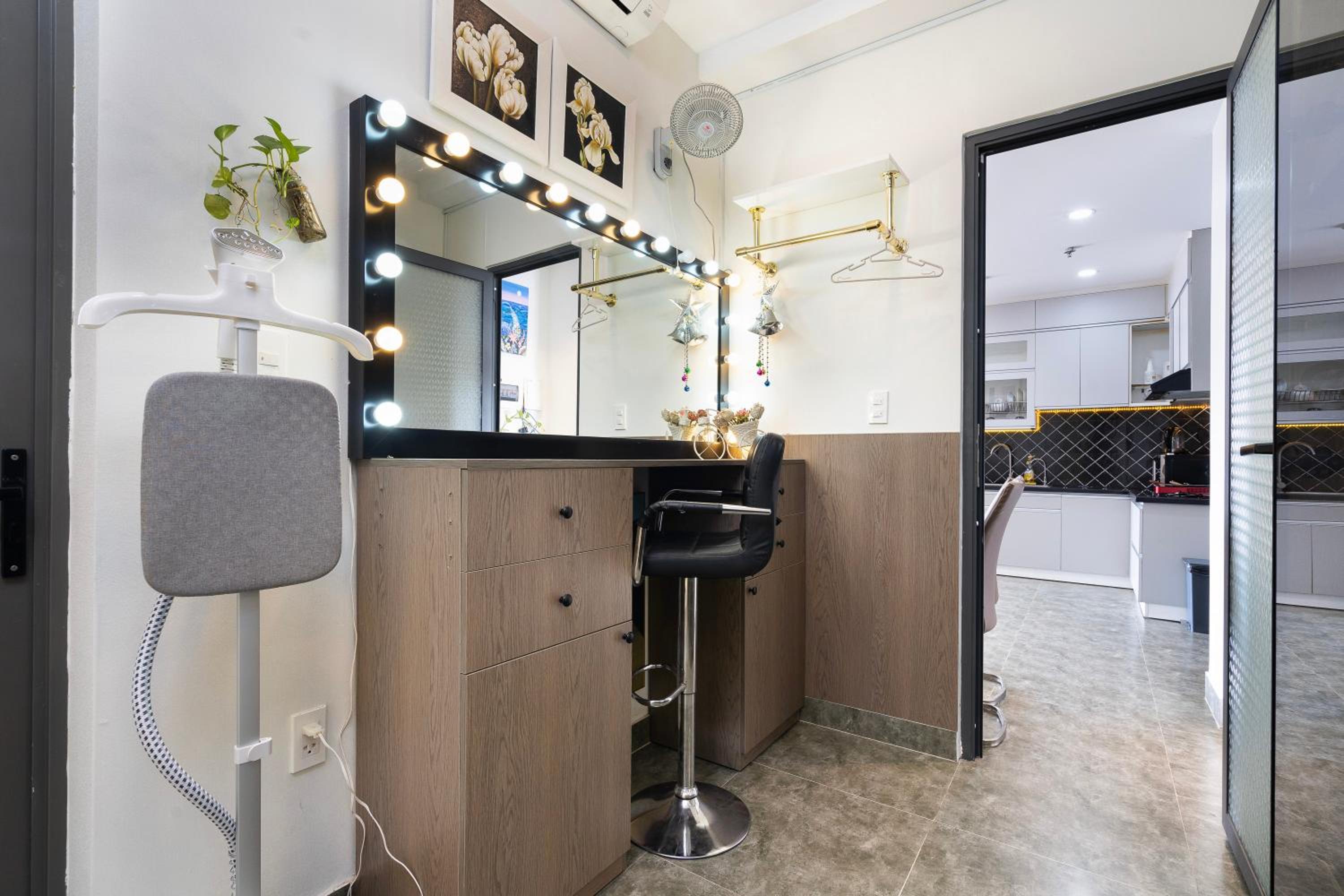 Double E SaiGon Apartment
