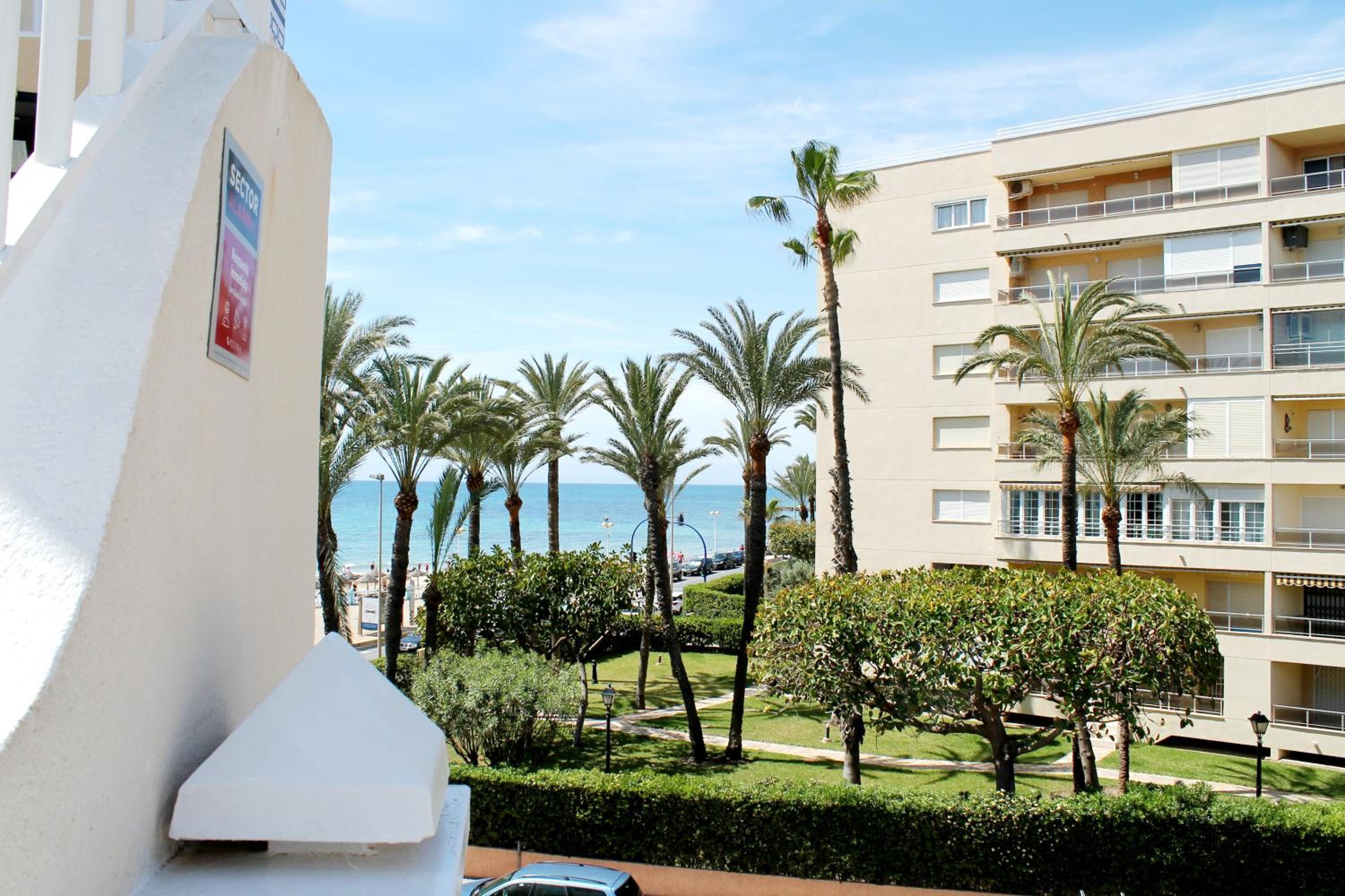 Los Locos Beach Apartment view 3