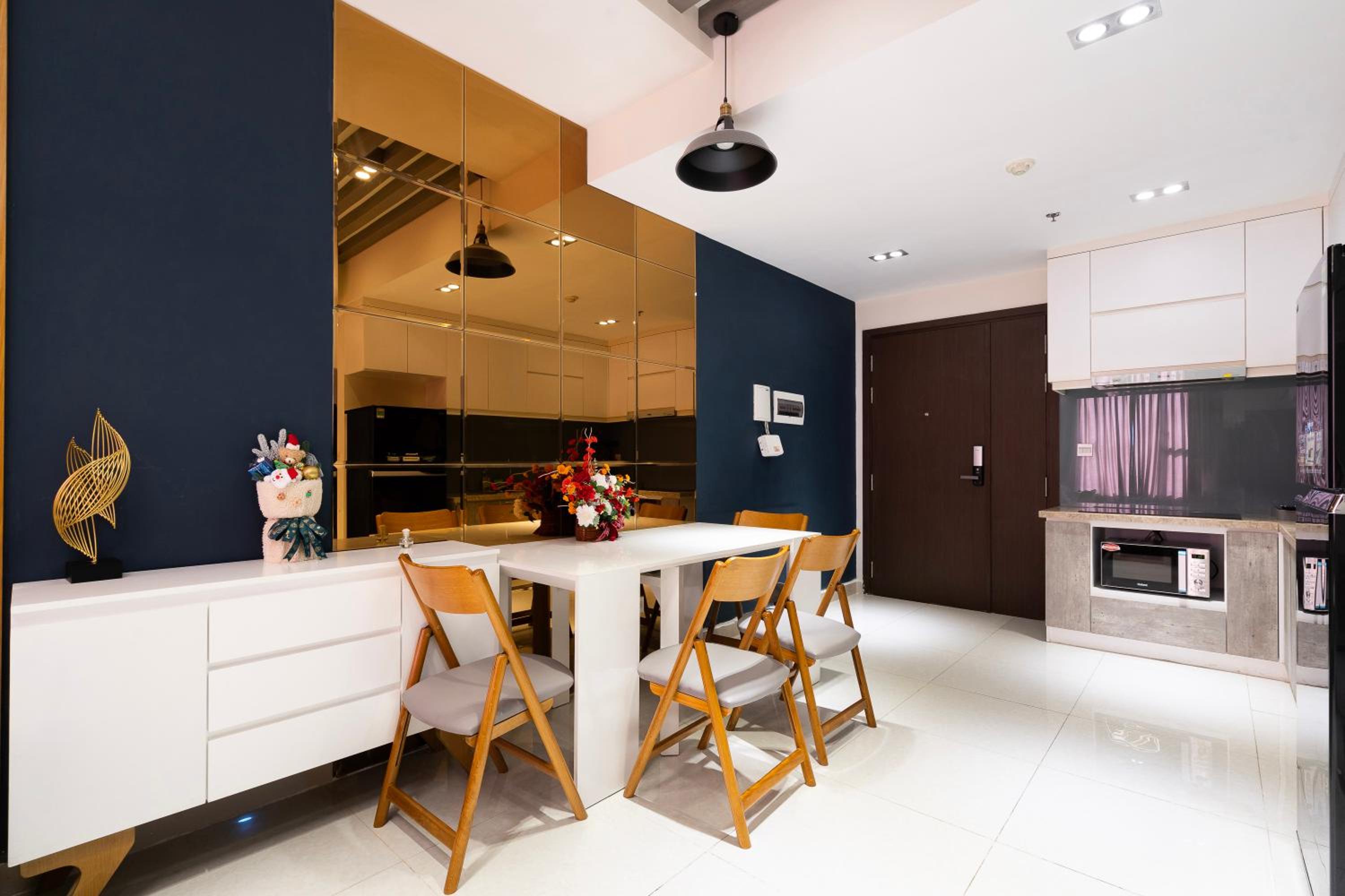 Double E SaiGon Apartment
