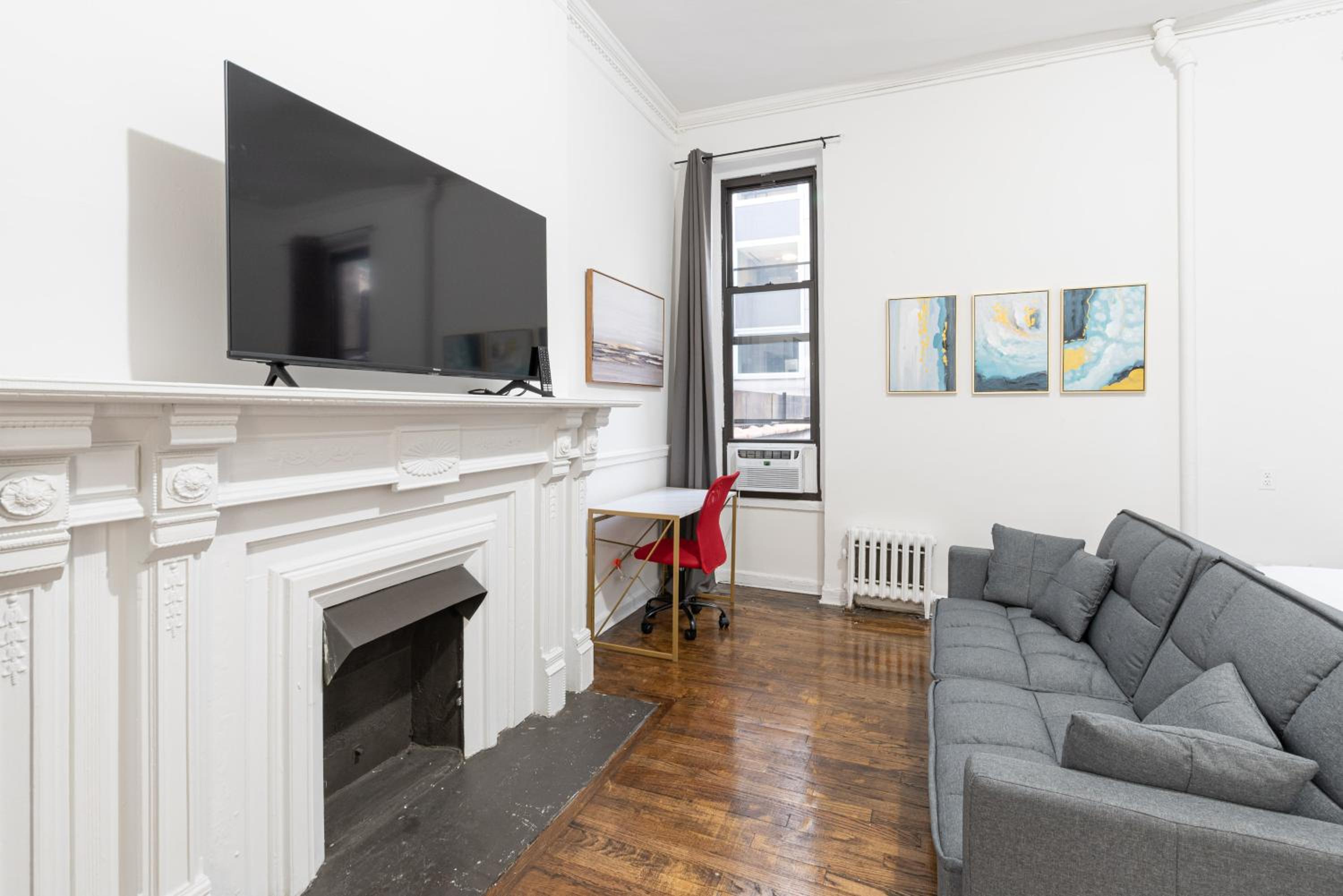 Studio for 2 Heart of Midtown