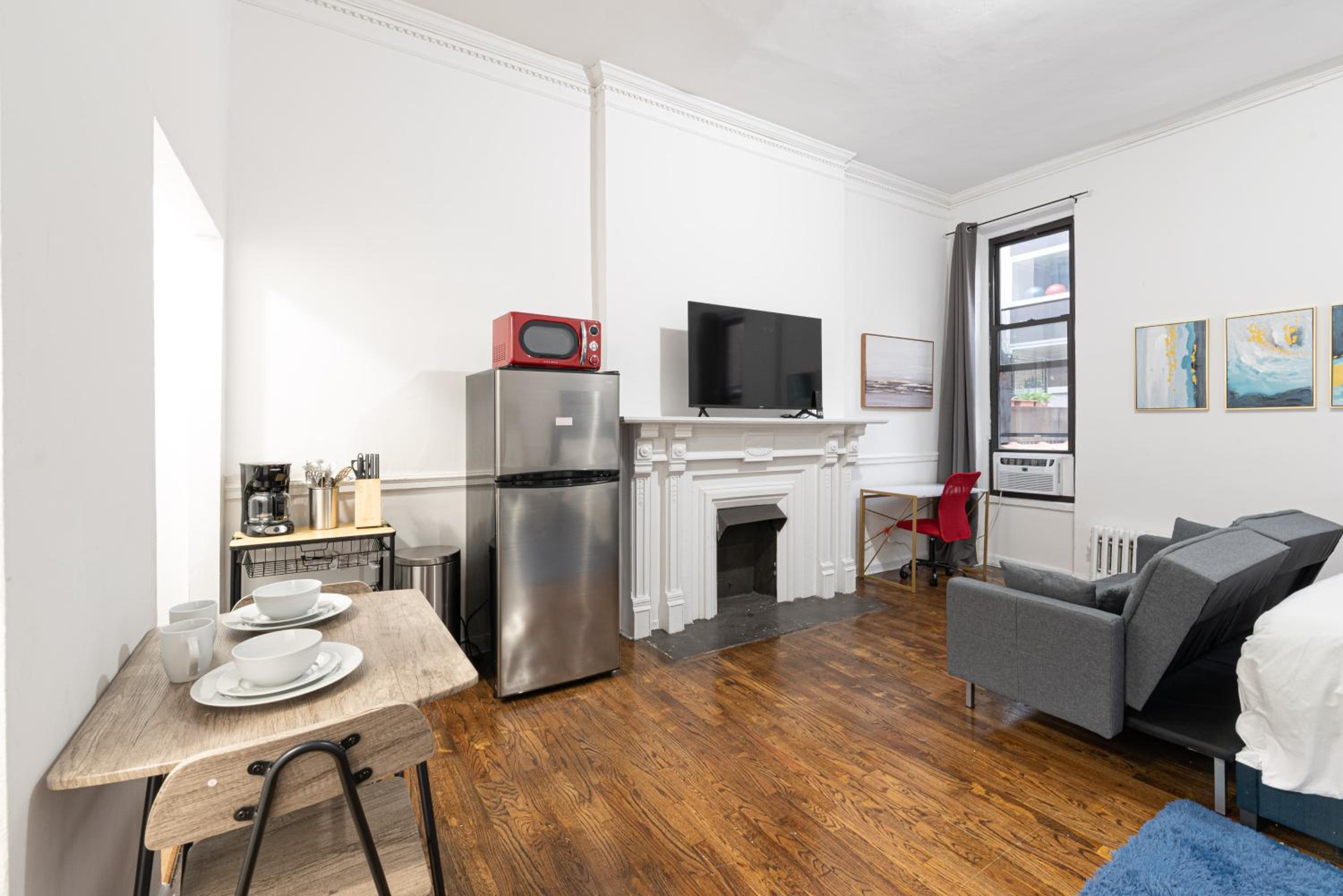 Studio for 2 Heart of Midtown