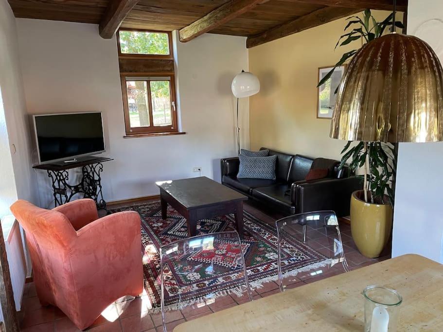 Restaurierter Speicher auf Resthof