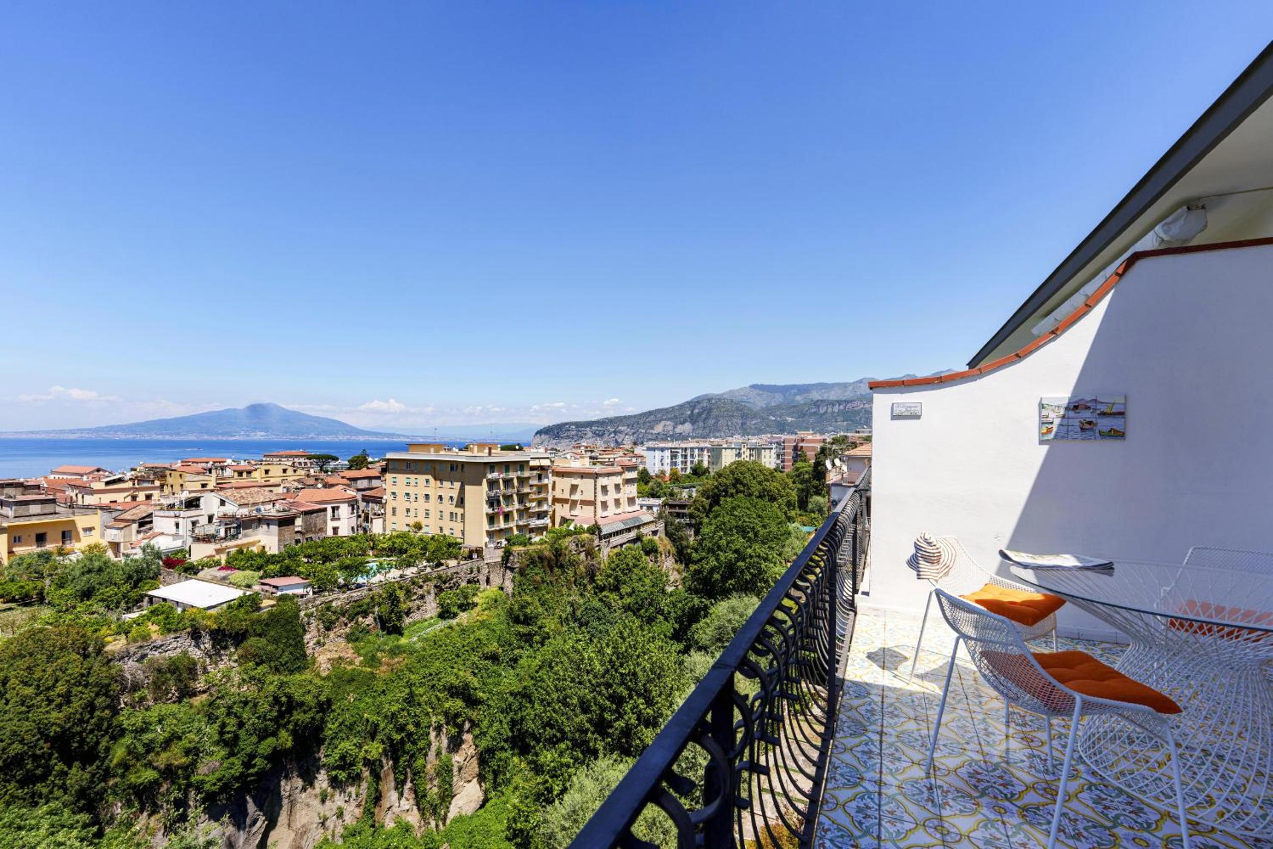 Ester's home Sorrento view 4