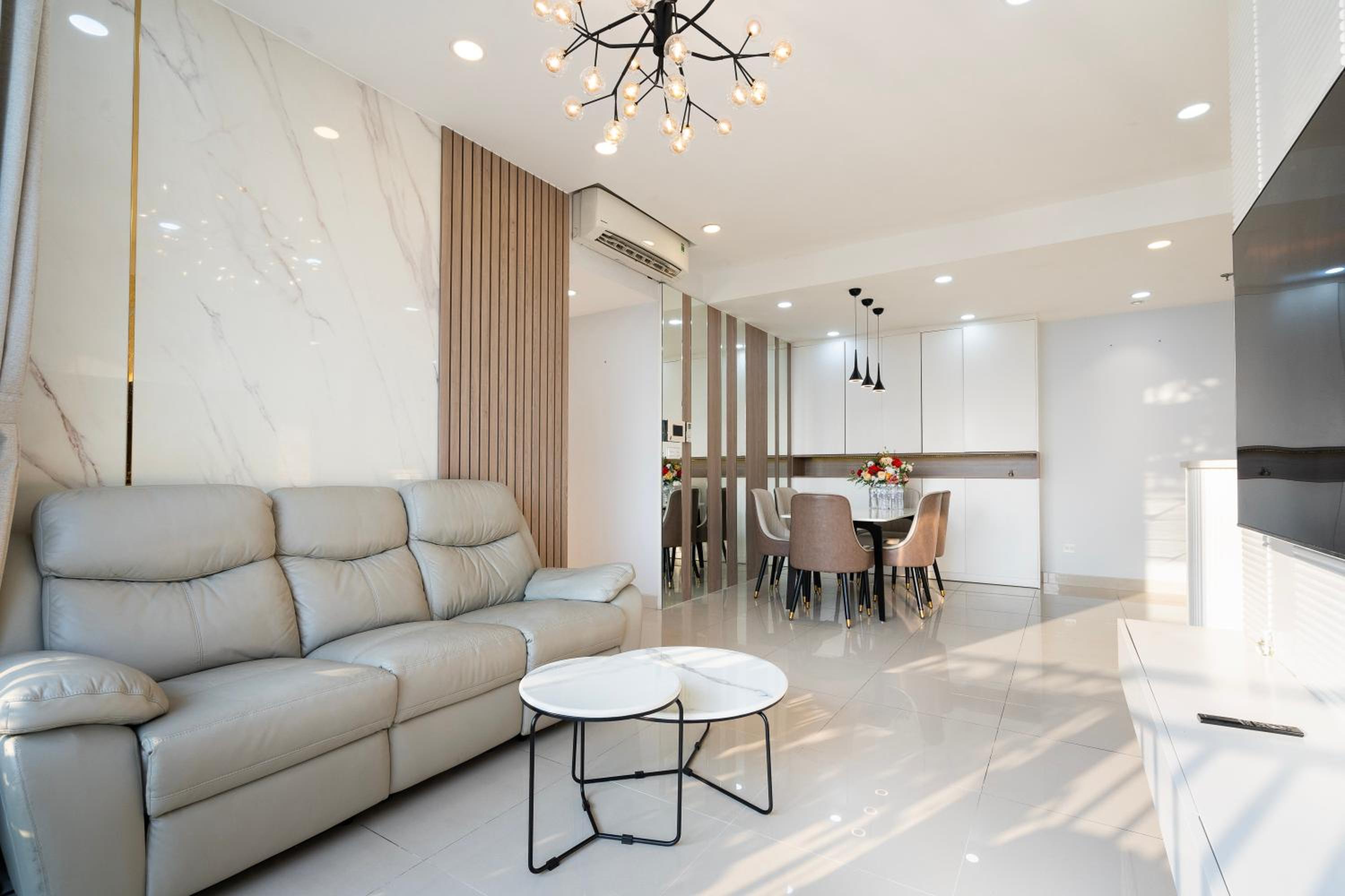 Double E SaiGon Apartment