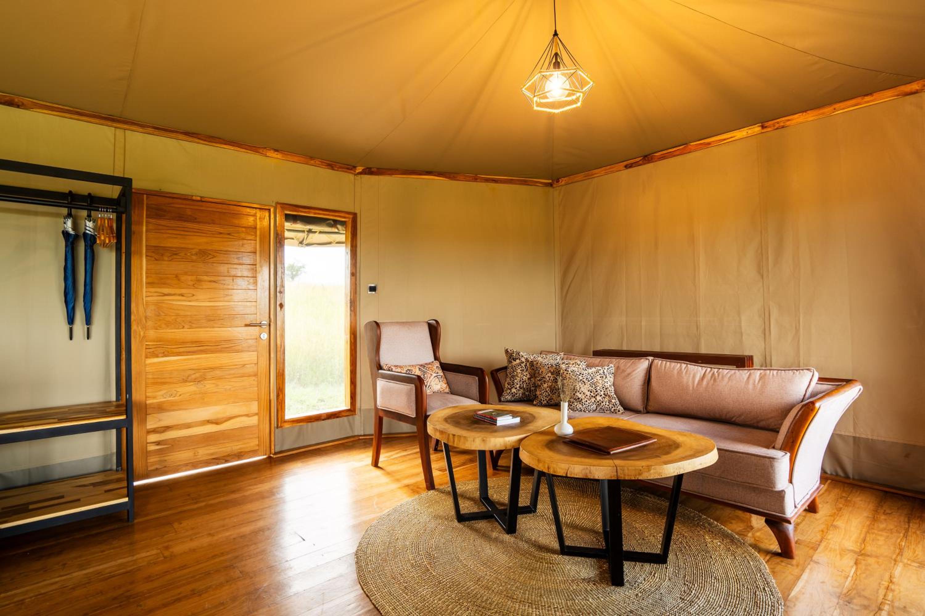 Salinero Serengeti view 5