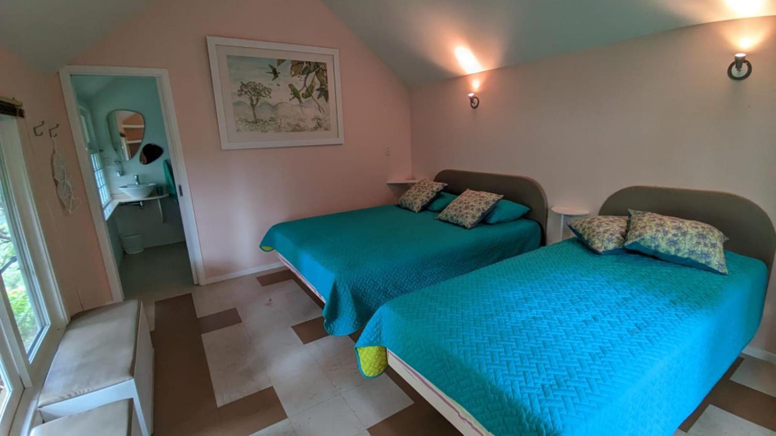 La Esperanza bird Lodge and Reserve