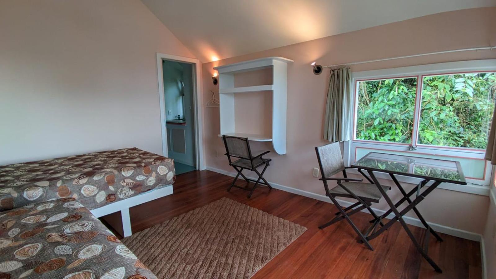 La Esperanza bird Lodge and Reserve