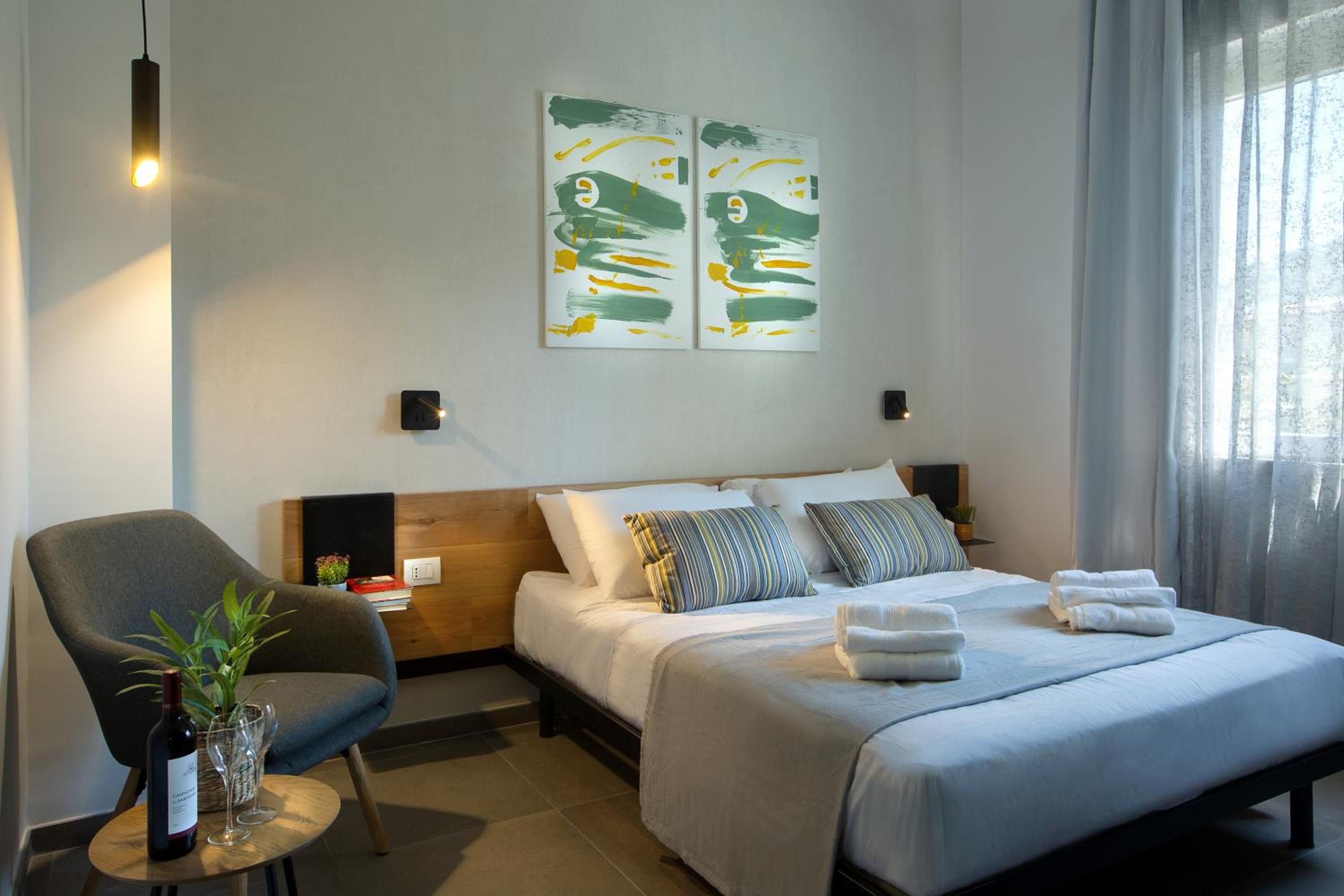 hotel room