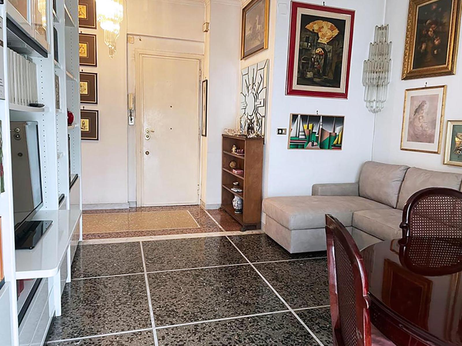 6Ponza Mansion Nature