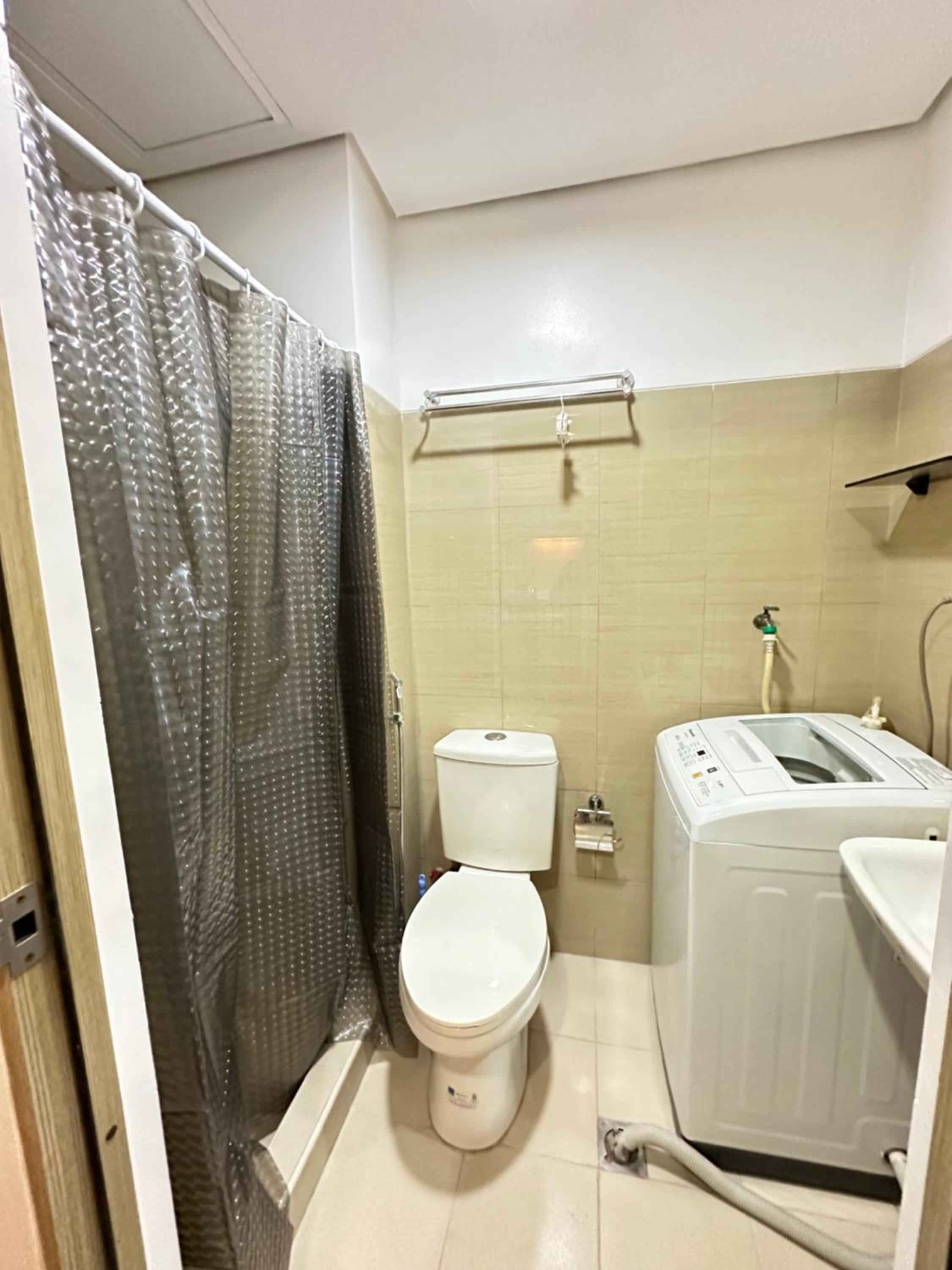 Angel 1 bedroom in Shore Pasay City